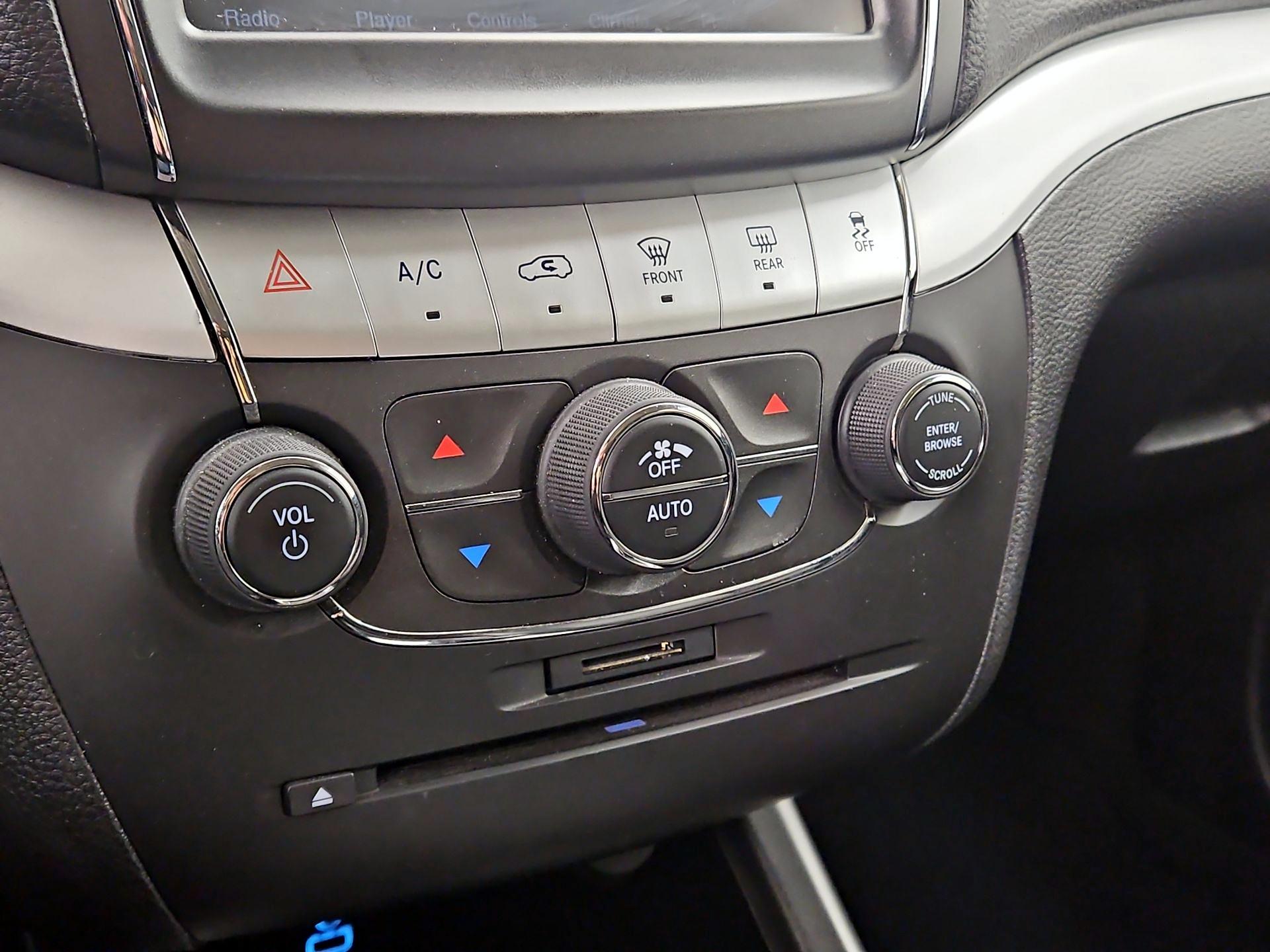 Thumbnail: 2018 Dodge Journey - 16