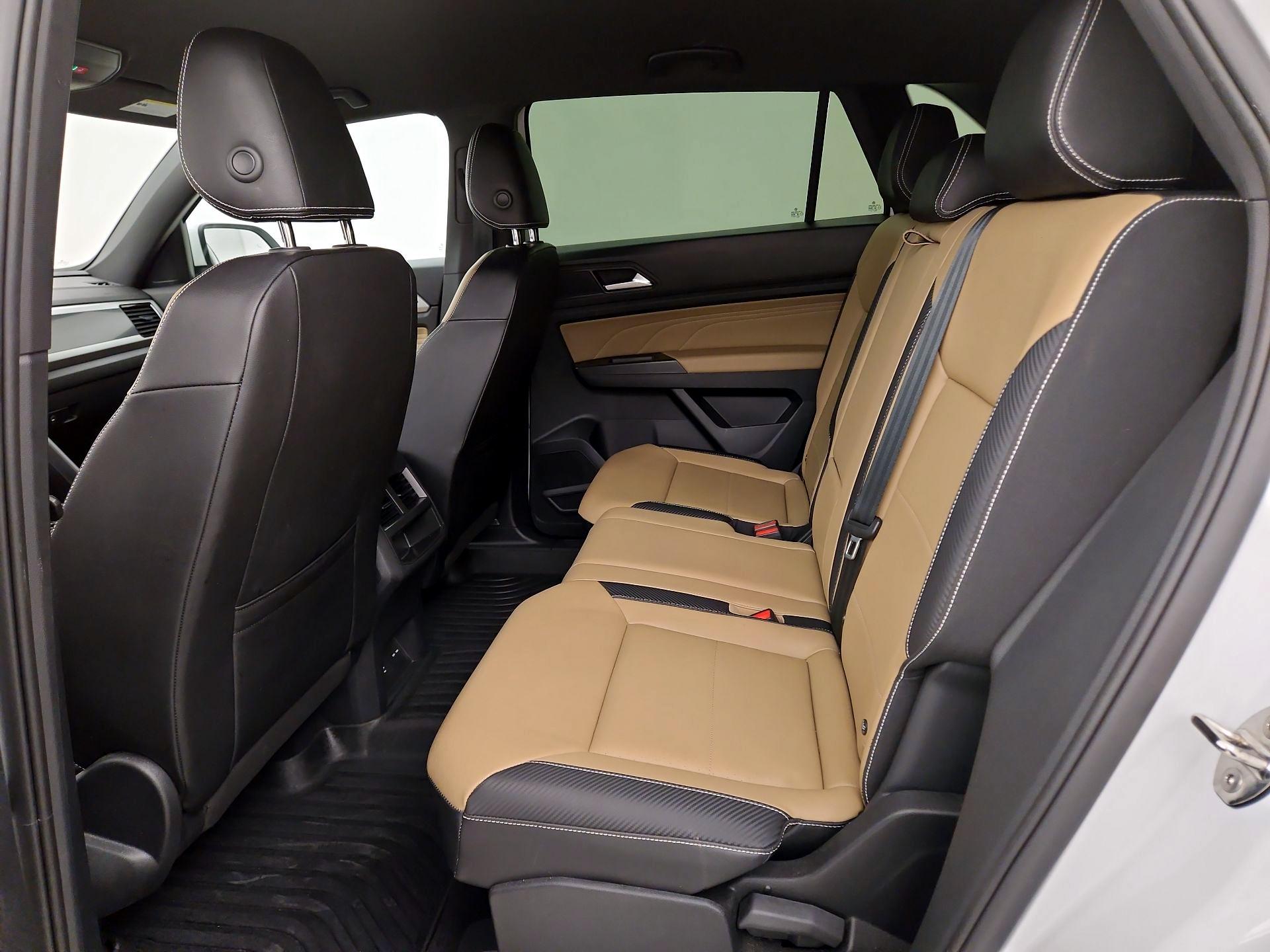 Thumbnail: 2023 Volkswagen Atlas - 19