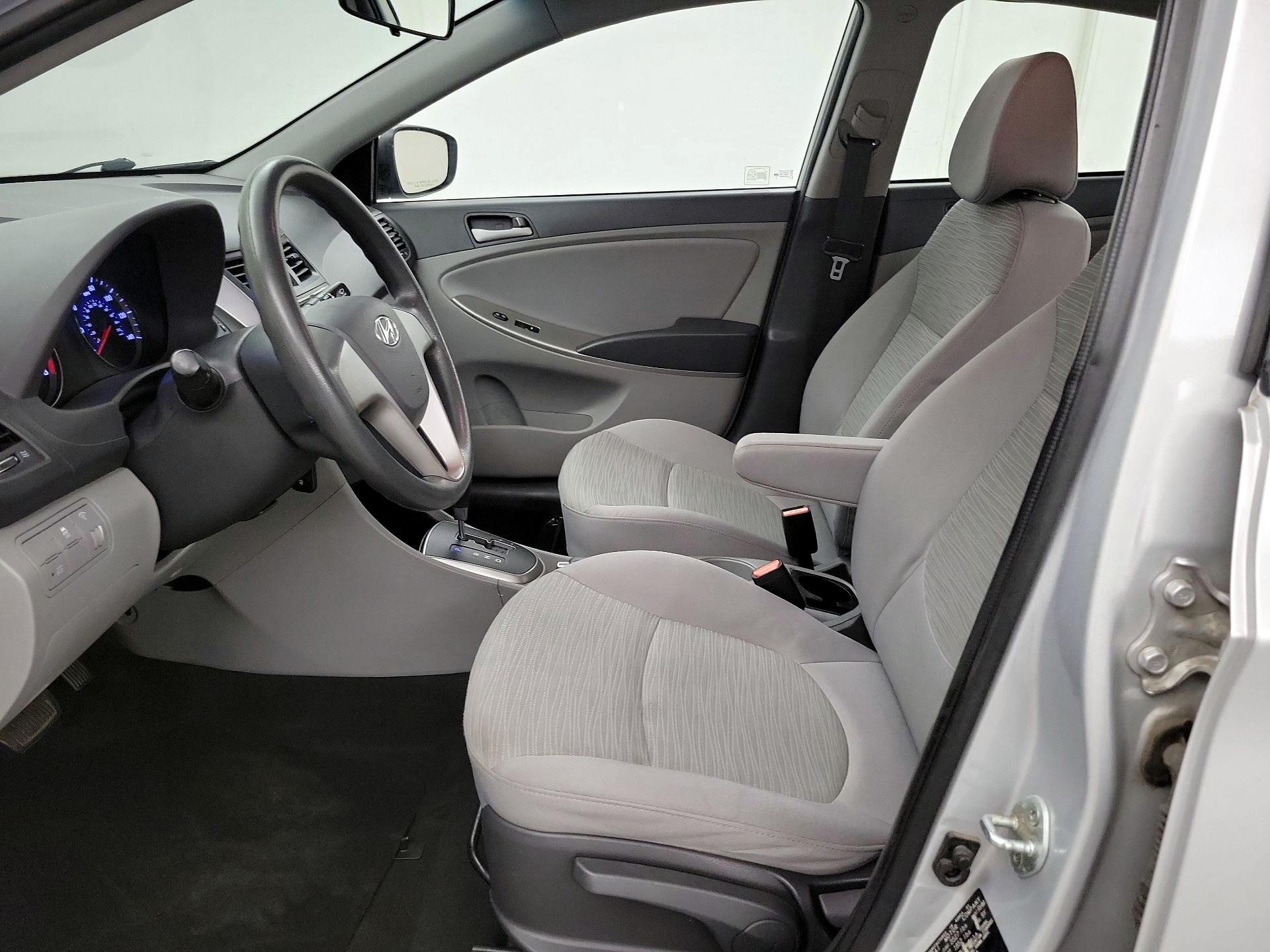 Thumbnail: 2015 Hyundai Accent - 11