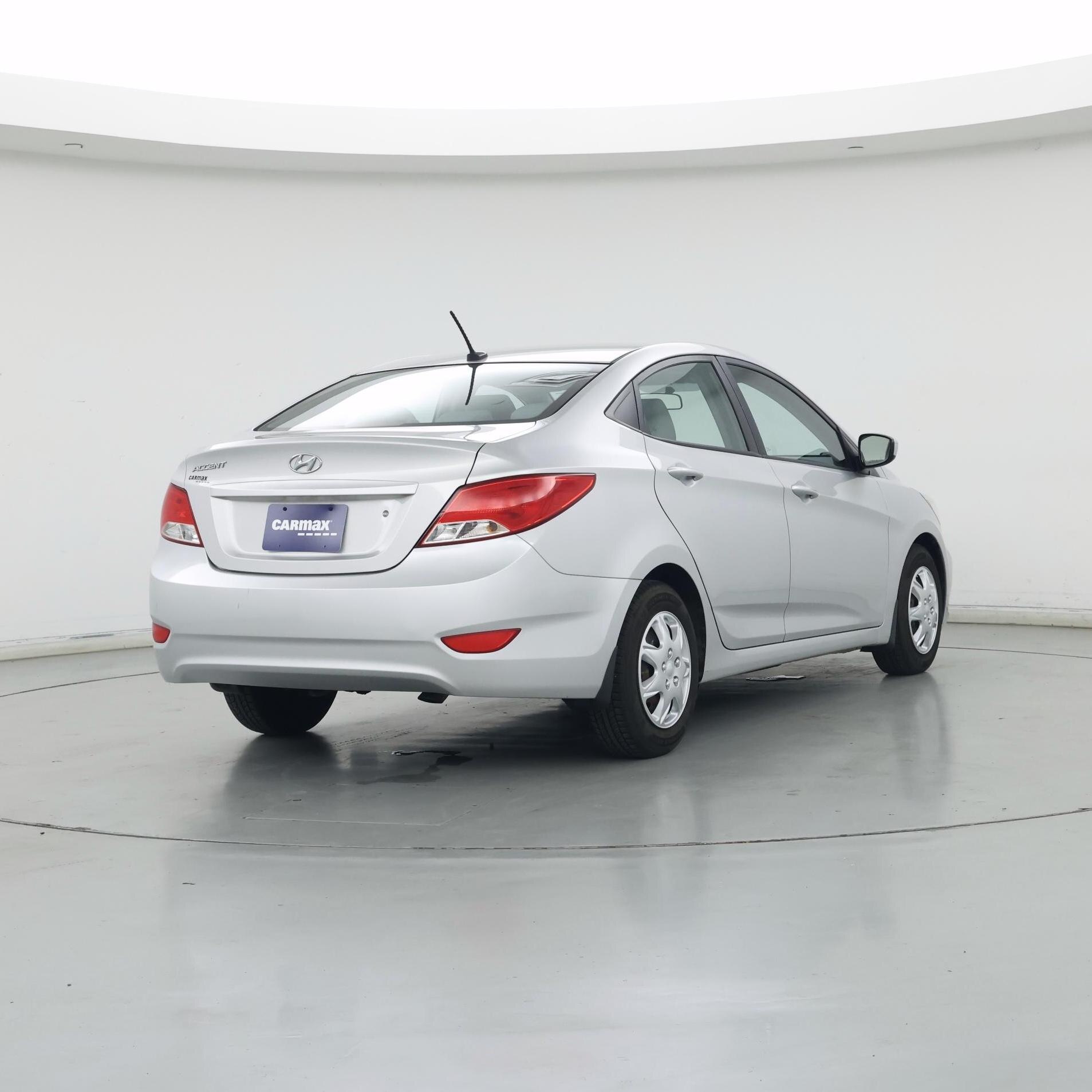 Thumbnail: 2015 Hyundai Accent - 8