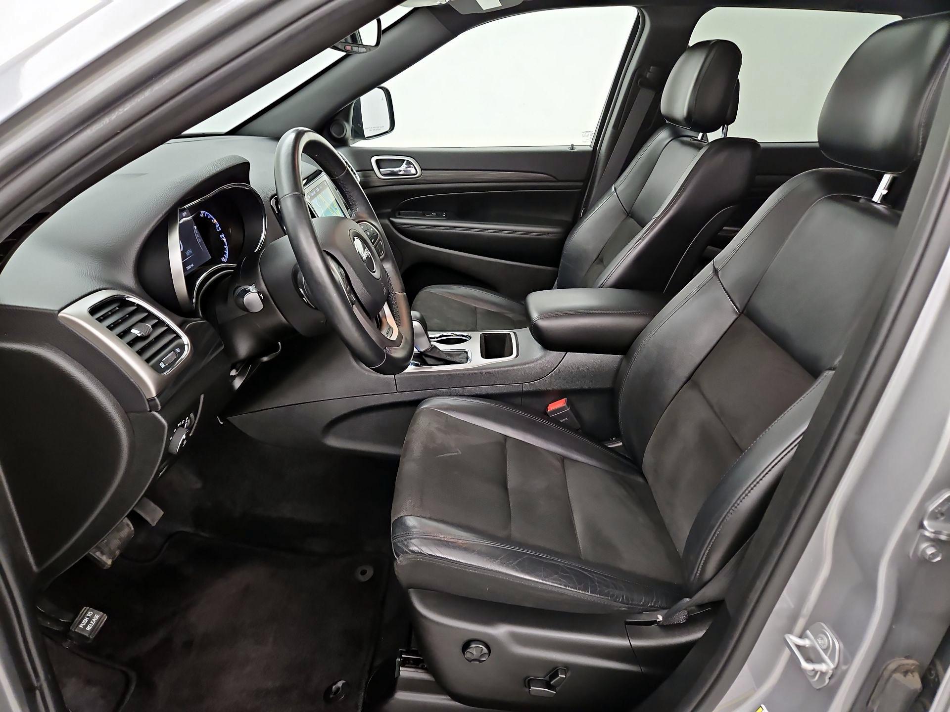 Thumbnail: 2019 Jeep Grand Cherokee - 11