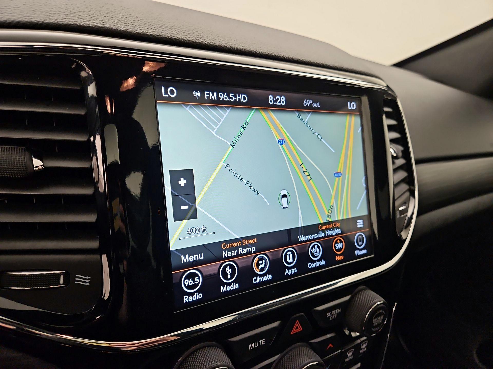 Thumbnail: 2019 Jeep Grand Cherokee - 14