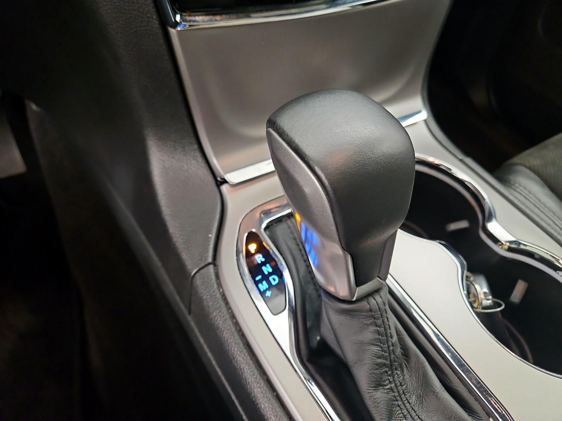 Thumbnail: 2019 Jeep Grand Cherokee - 18