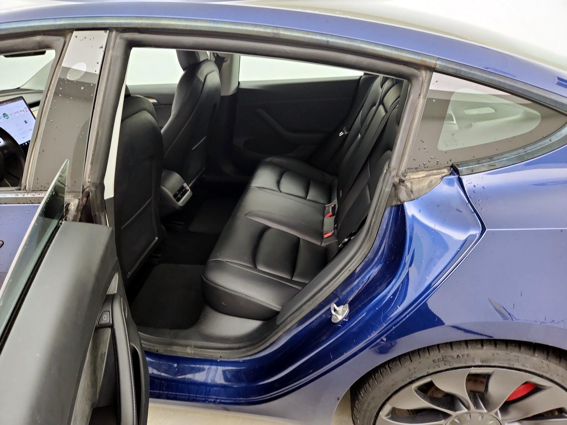 Thumbnail: 2021 Tesla Model 3 - 18