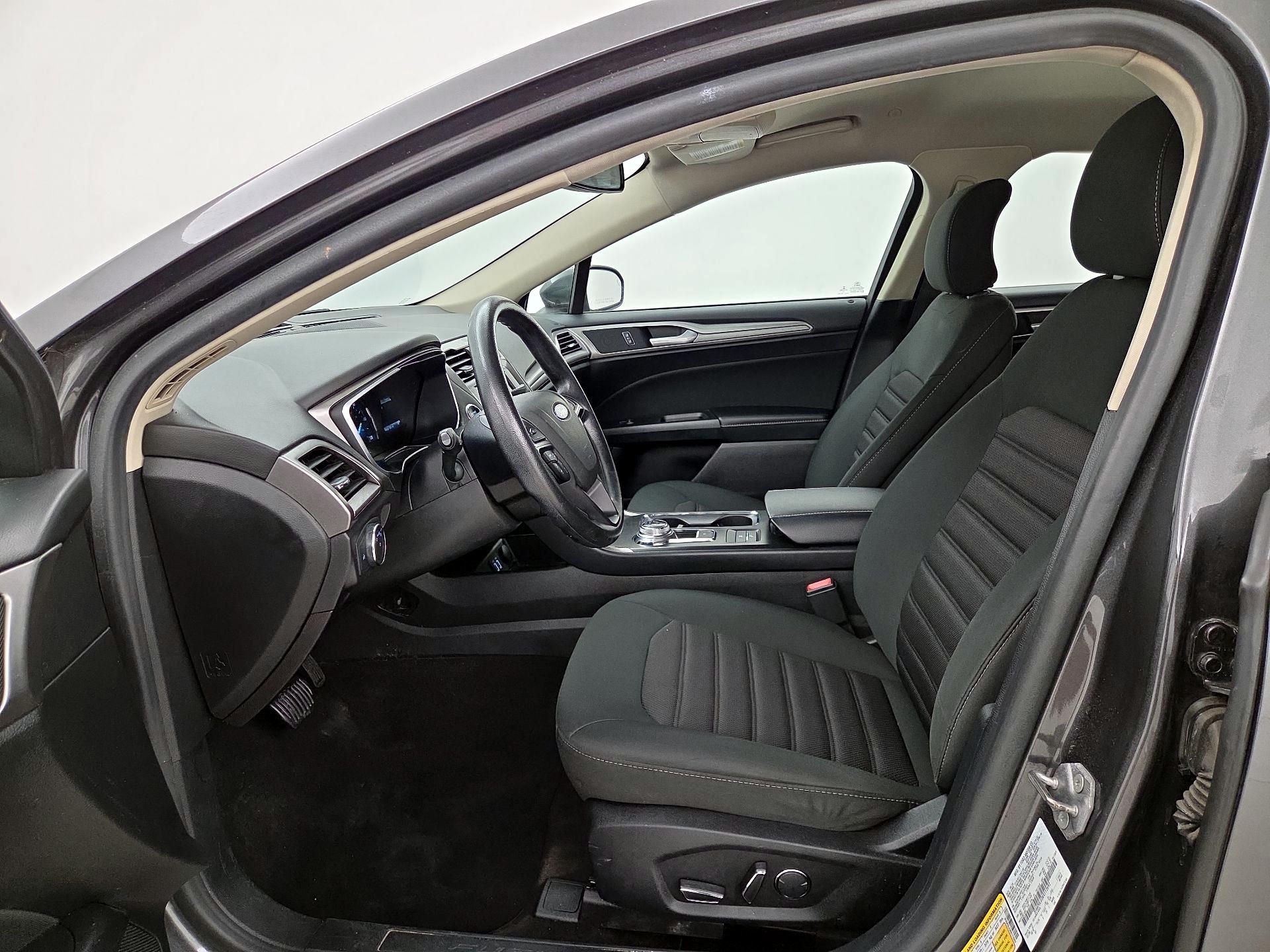 Thumbnail: 2019 Ford Fusion - 11