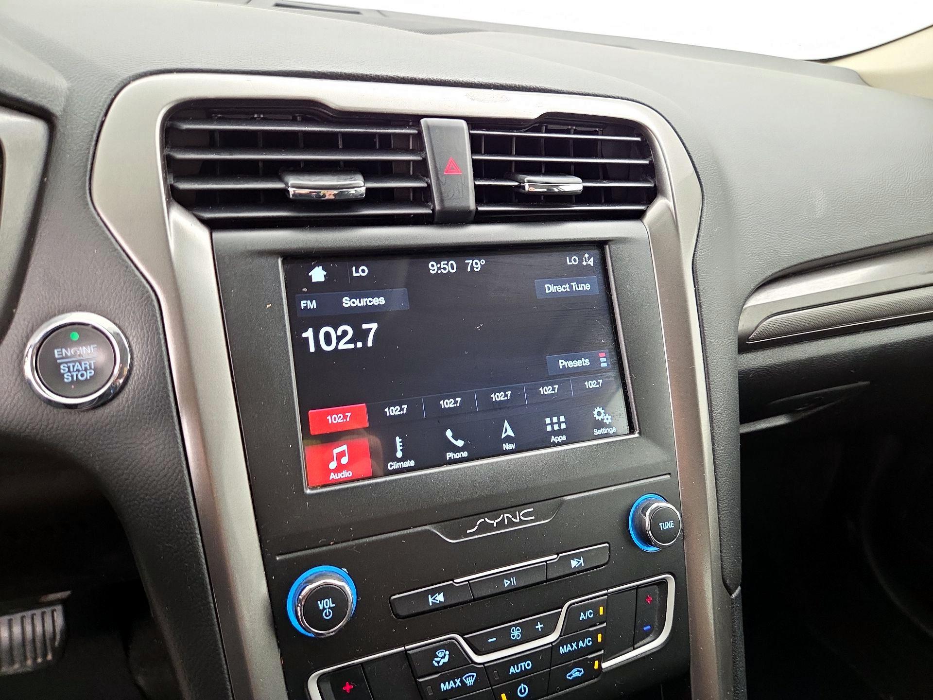 Thumbnail: 2019 Ford Fusion - 16