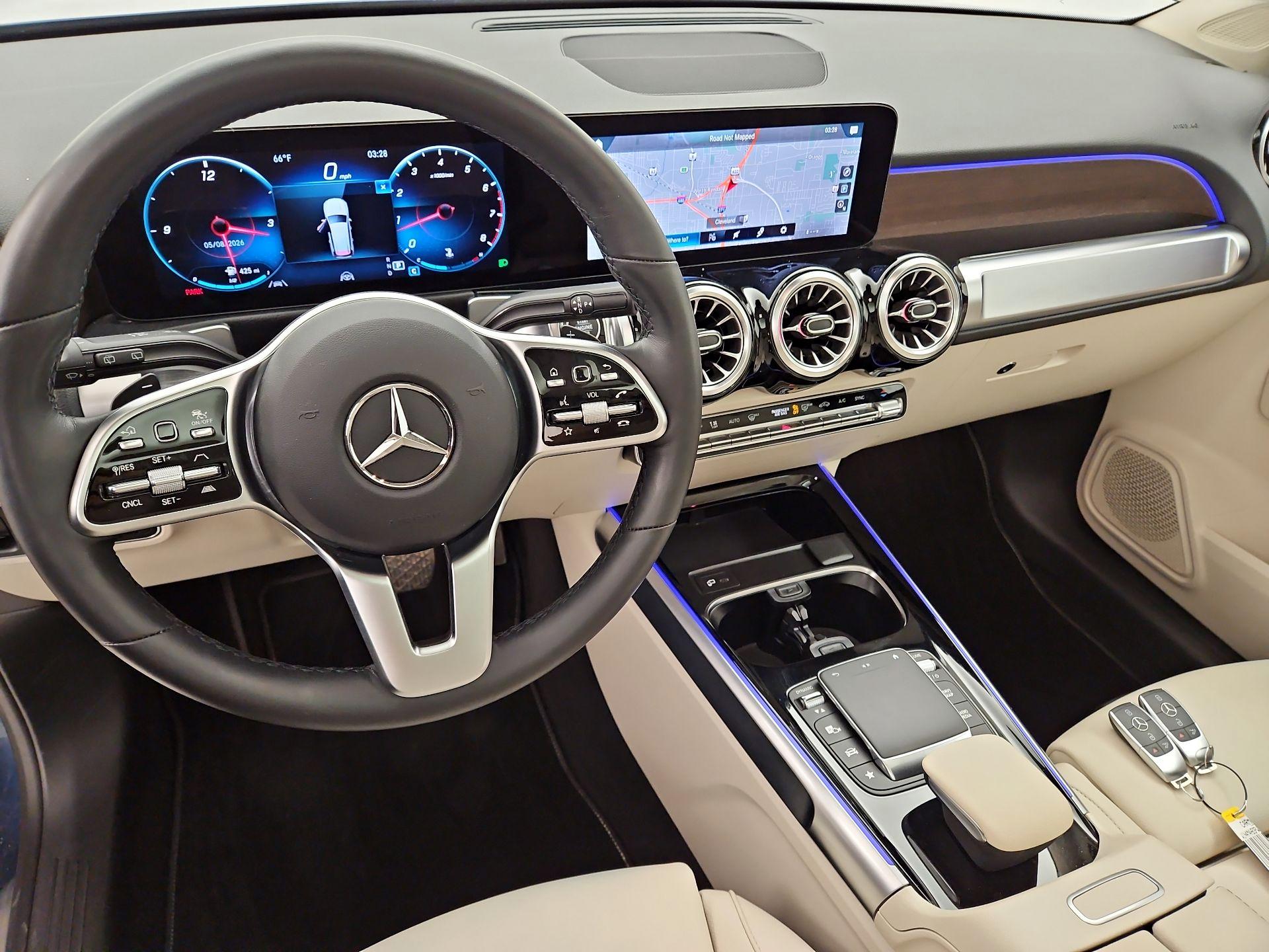 Thumbnail: 2023 Mercedes-Benz GLB - 9
