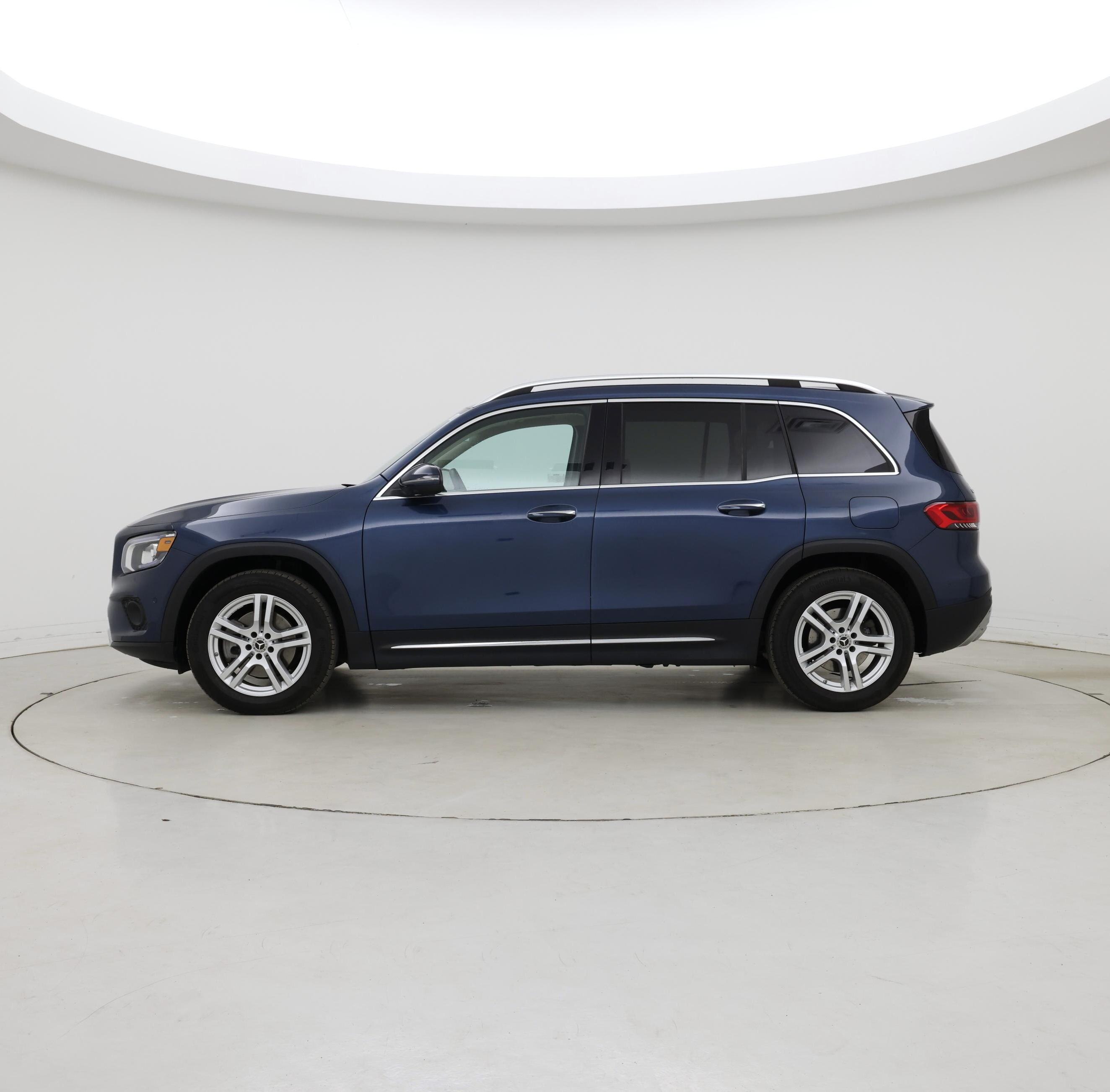 Thumbnail: 2023 Mercedes-Benz GLB - 3