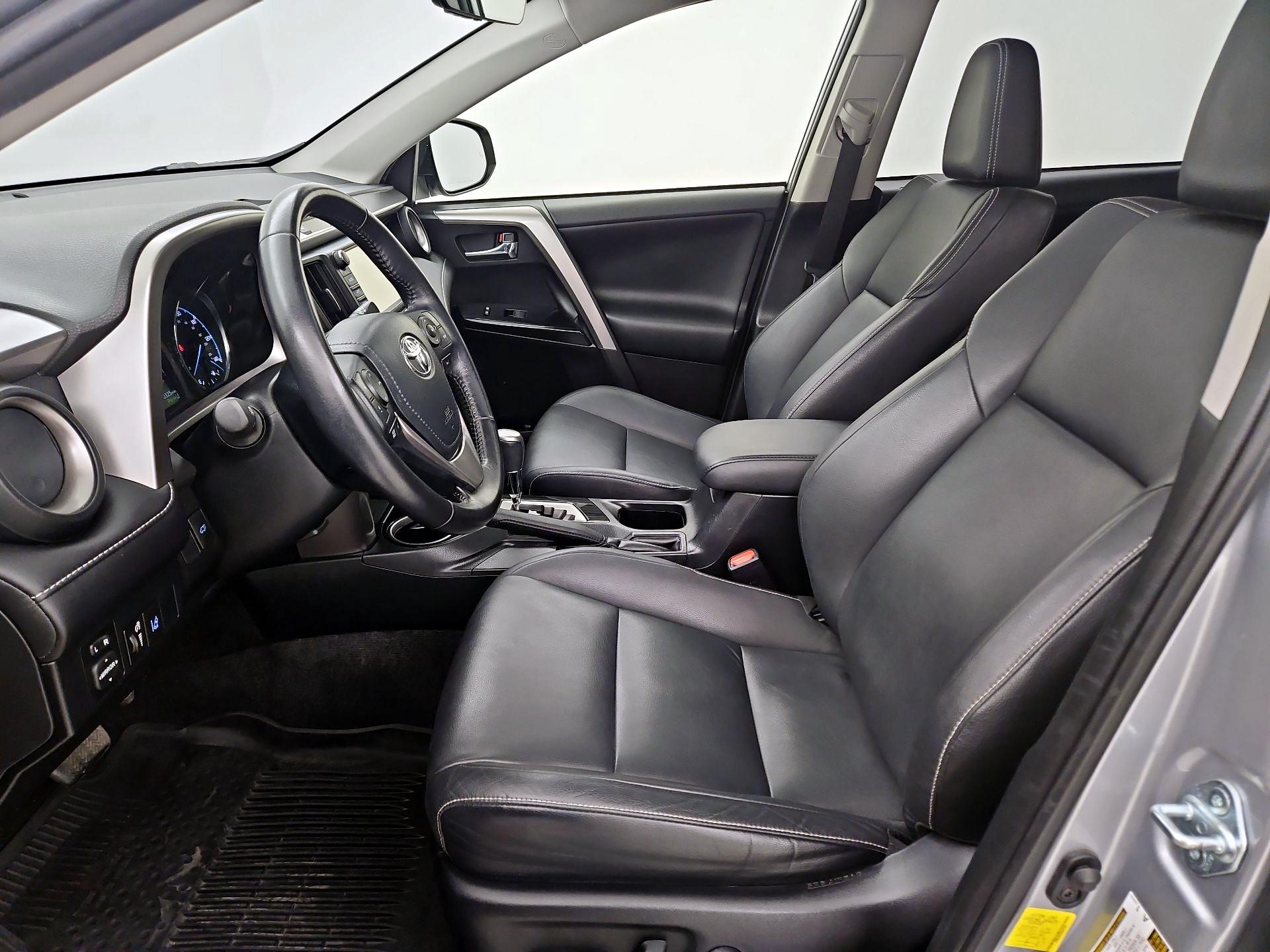Thumbnail: 2017 Toyota RAV4 - 11