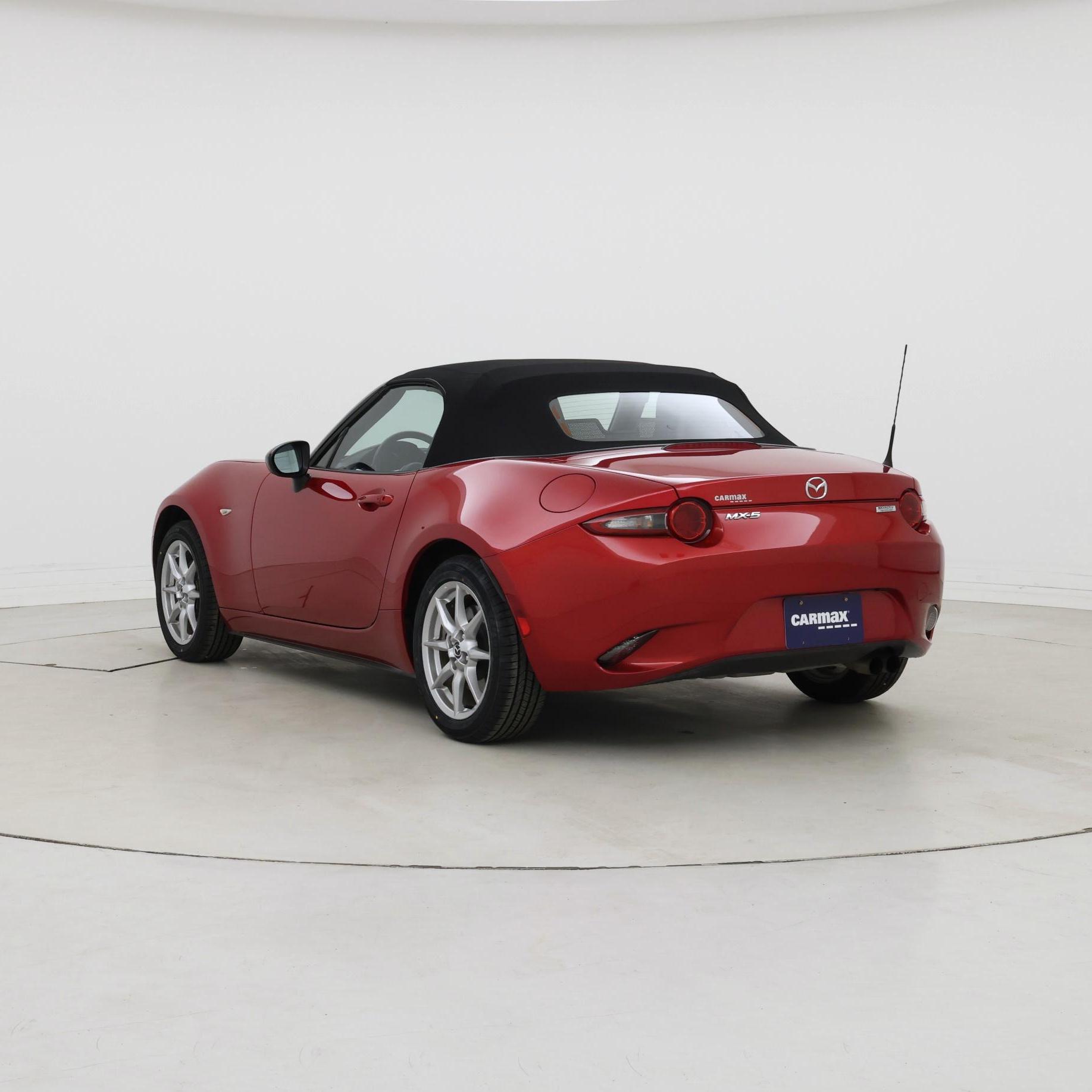 Thumbnail: 2016 Mazda MX-5 Miata - 2