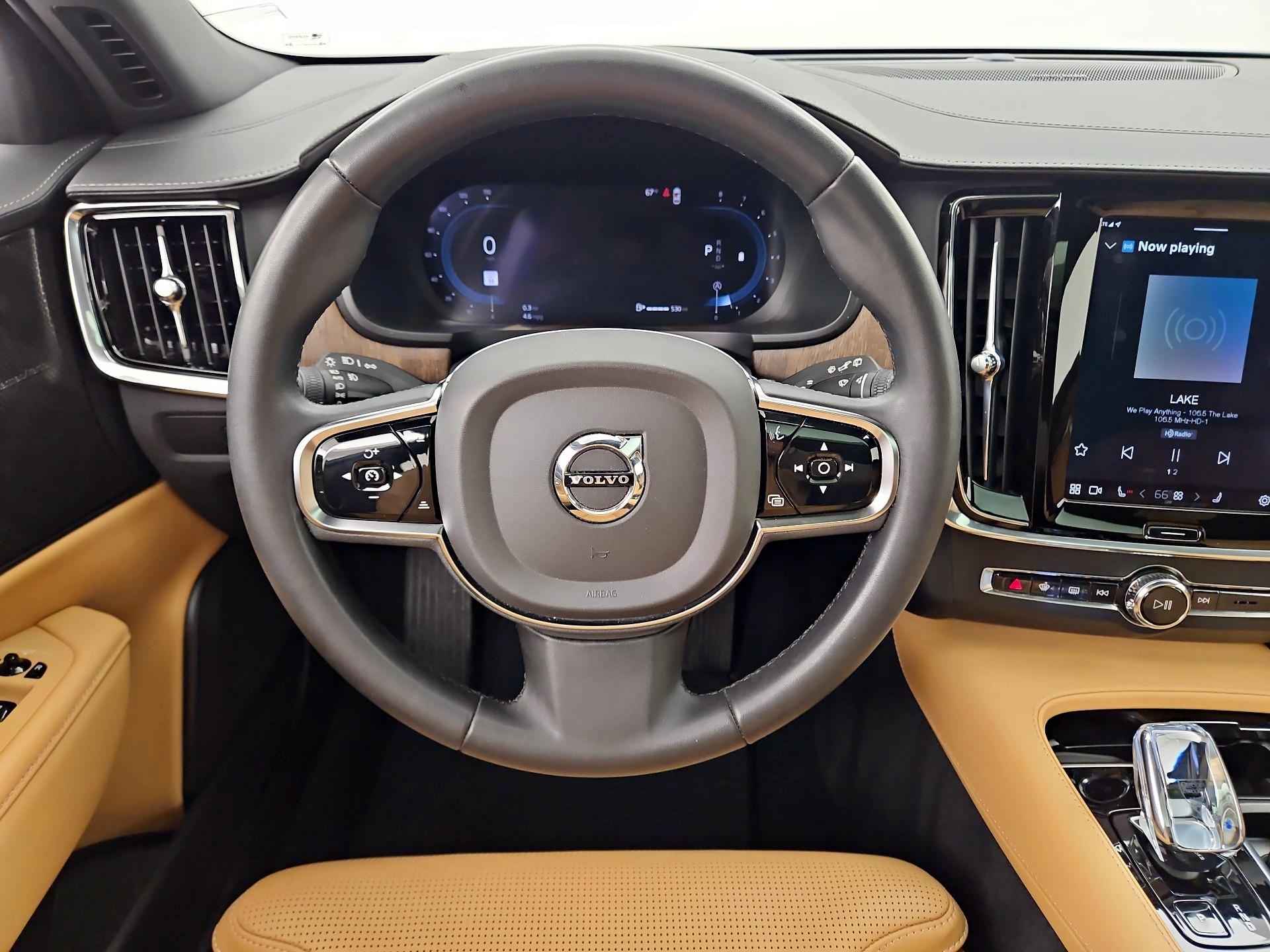 Thumbnail: 2024 Volvo S90 - 10