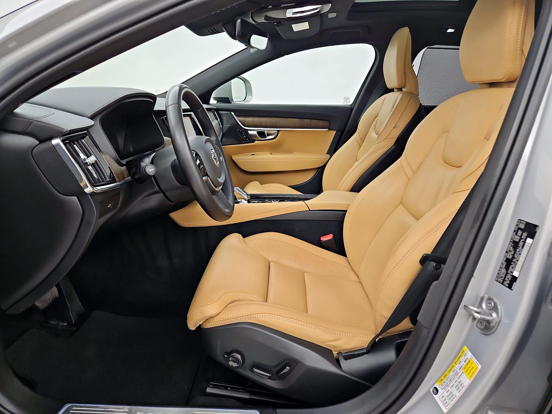 Thumbnail: 2024 Volvo S90 - 11