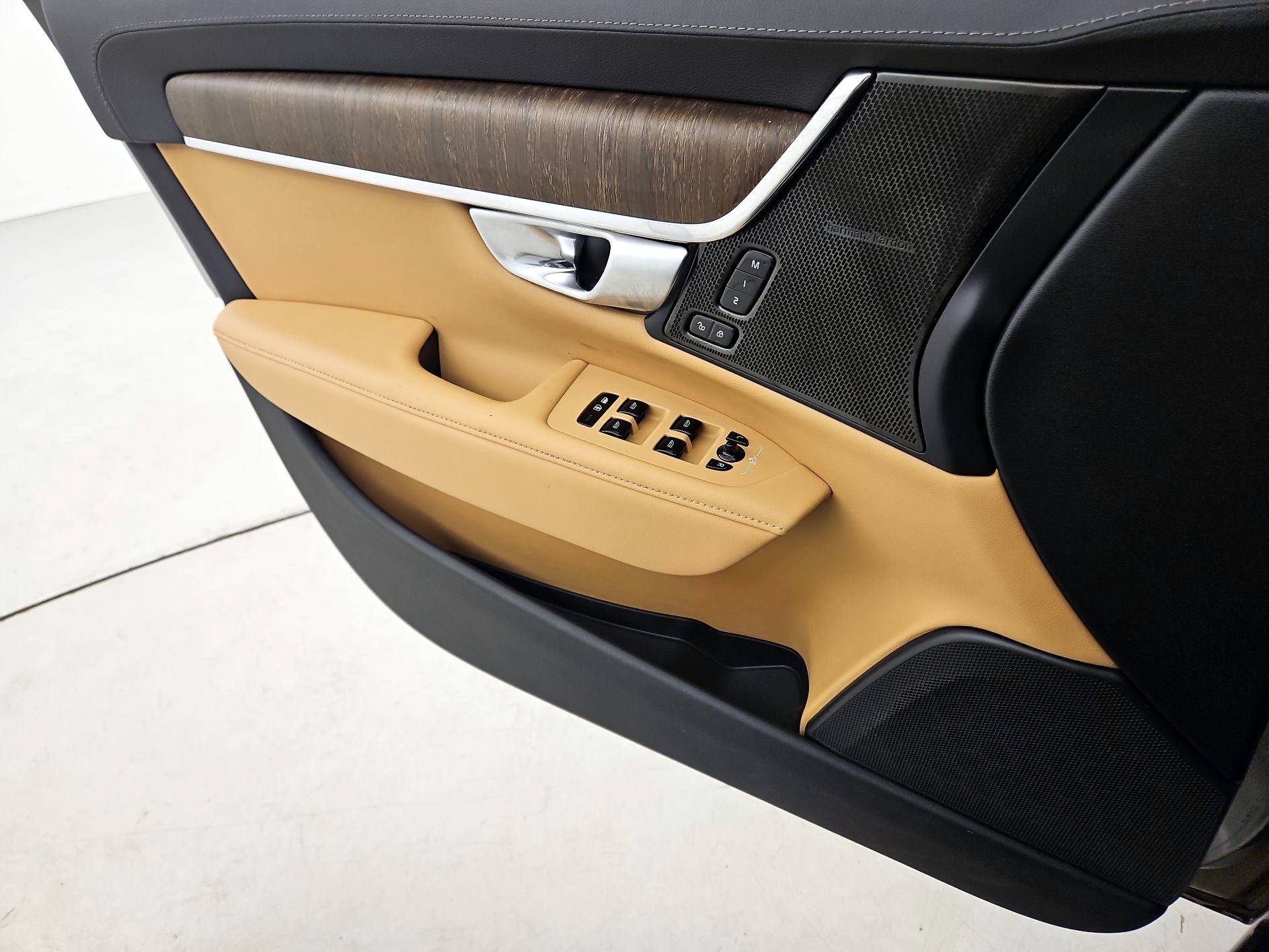 Thumbnail: 2024 Volvo S90 - 12
