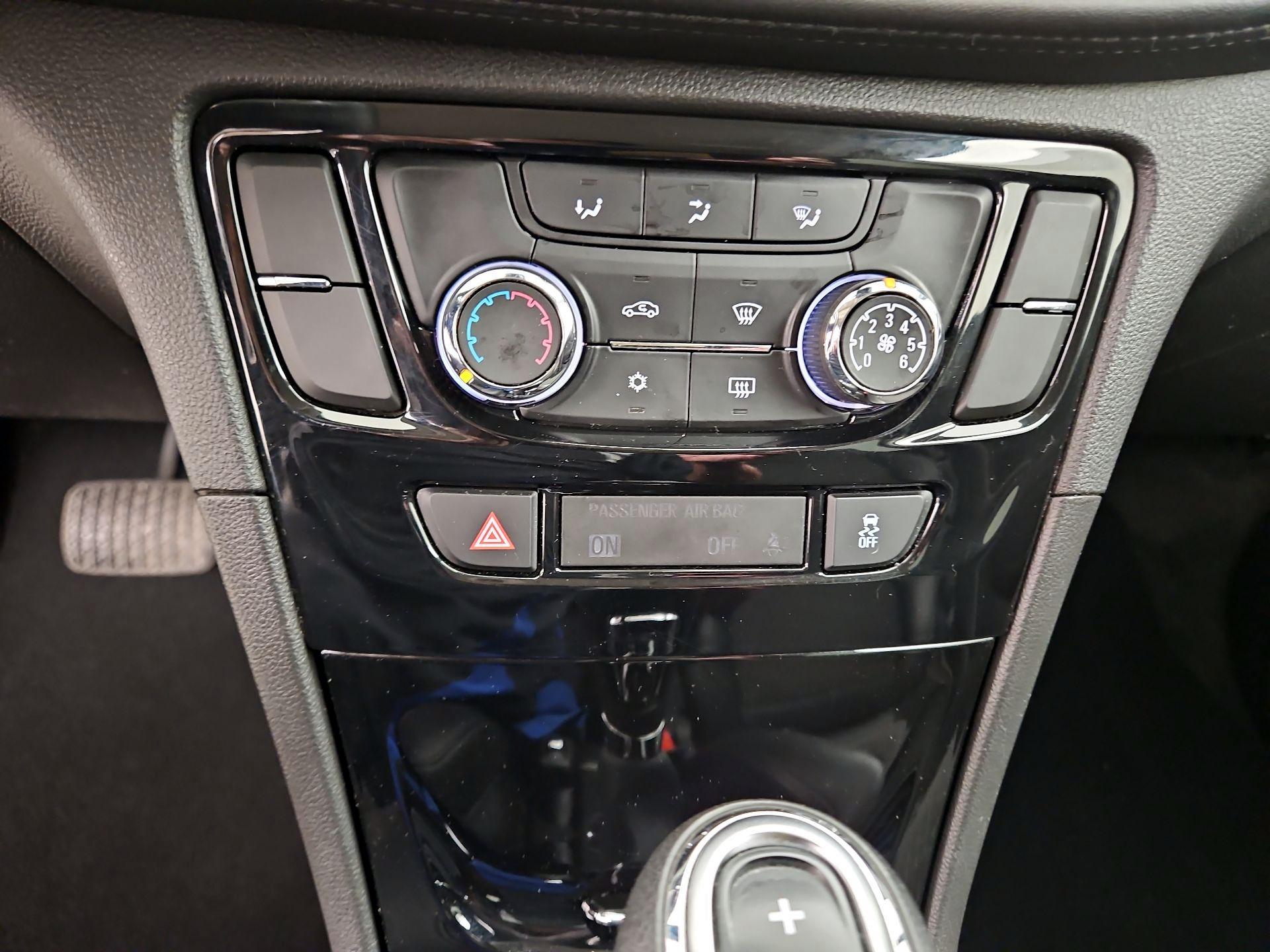 Thumbnail: 2020 Buick Encore - 16