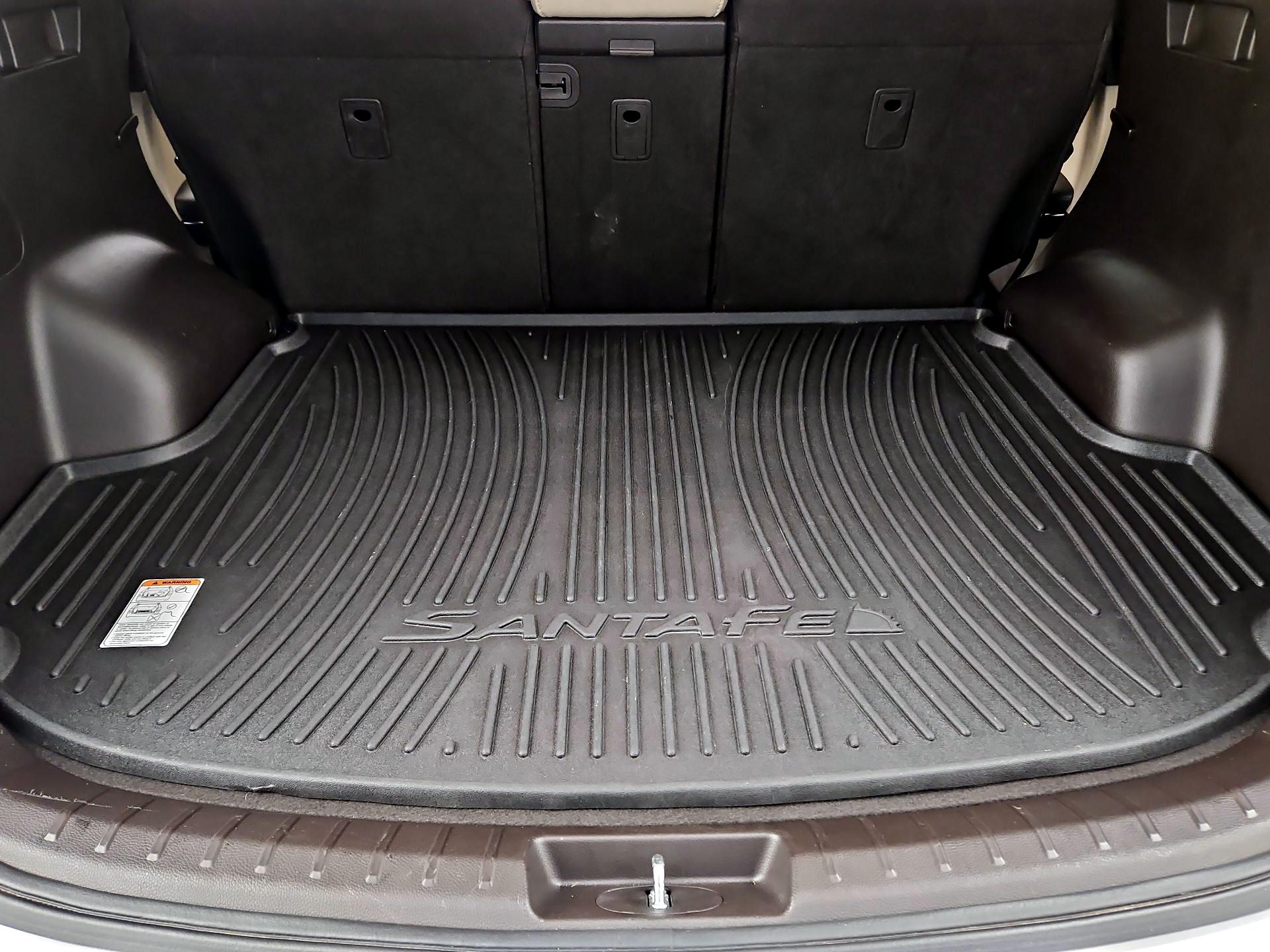 Thumbnail: 2017 Hyundai Santa Fe - 20