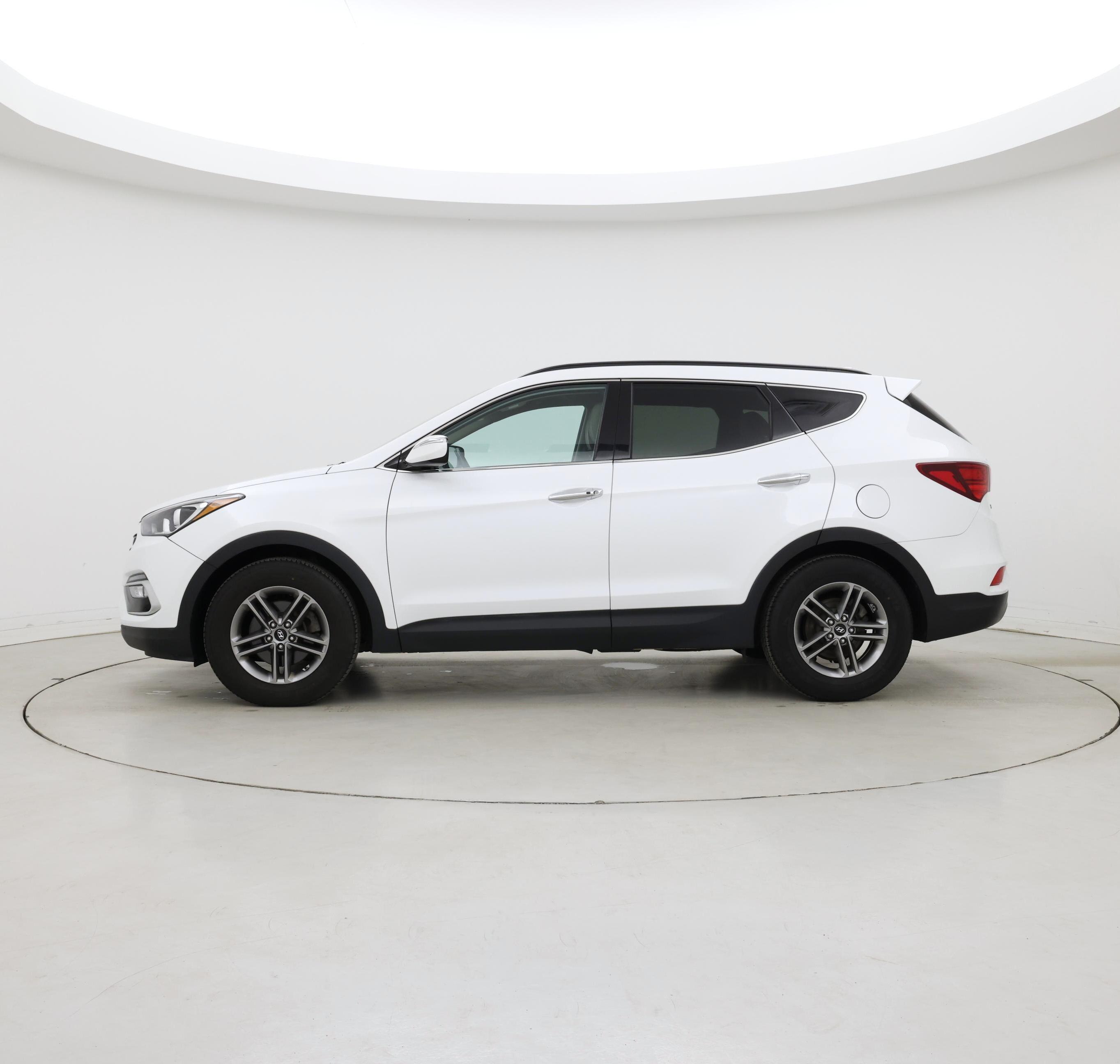 Thumbnail: 2017 Hyundai Santa Fe - 3