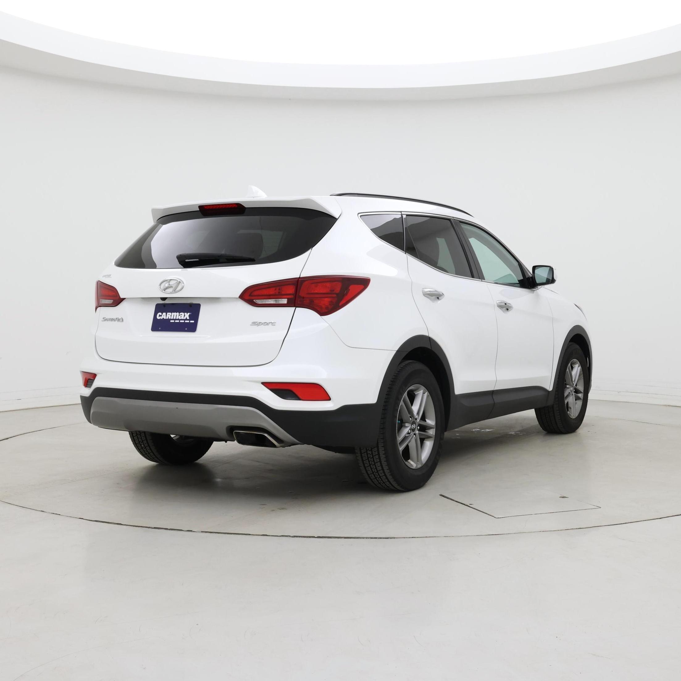Thumbnail: 2017 Hyundai Santa Fe - 8