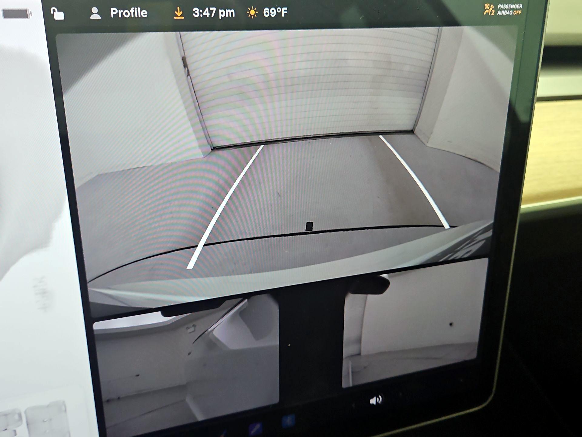 Thumbnail: 2022 Tesla Model 3 - 14