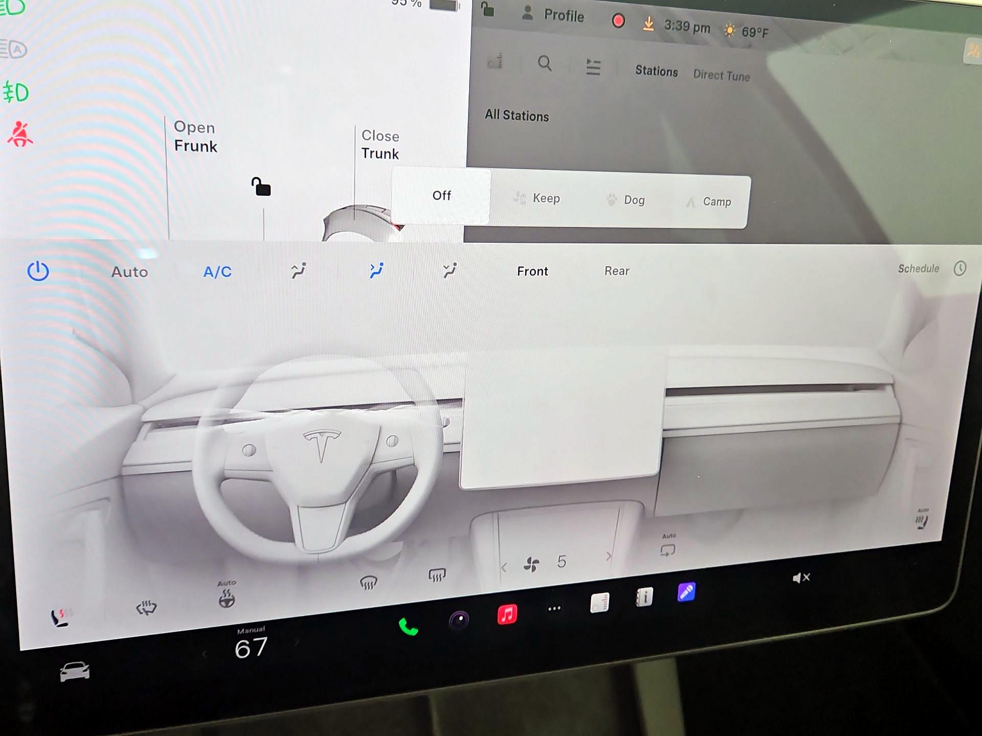 Thumbnail: 2022 Tesla Model 3 - 16
