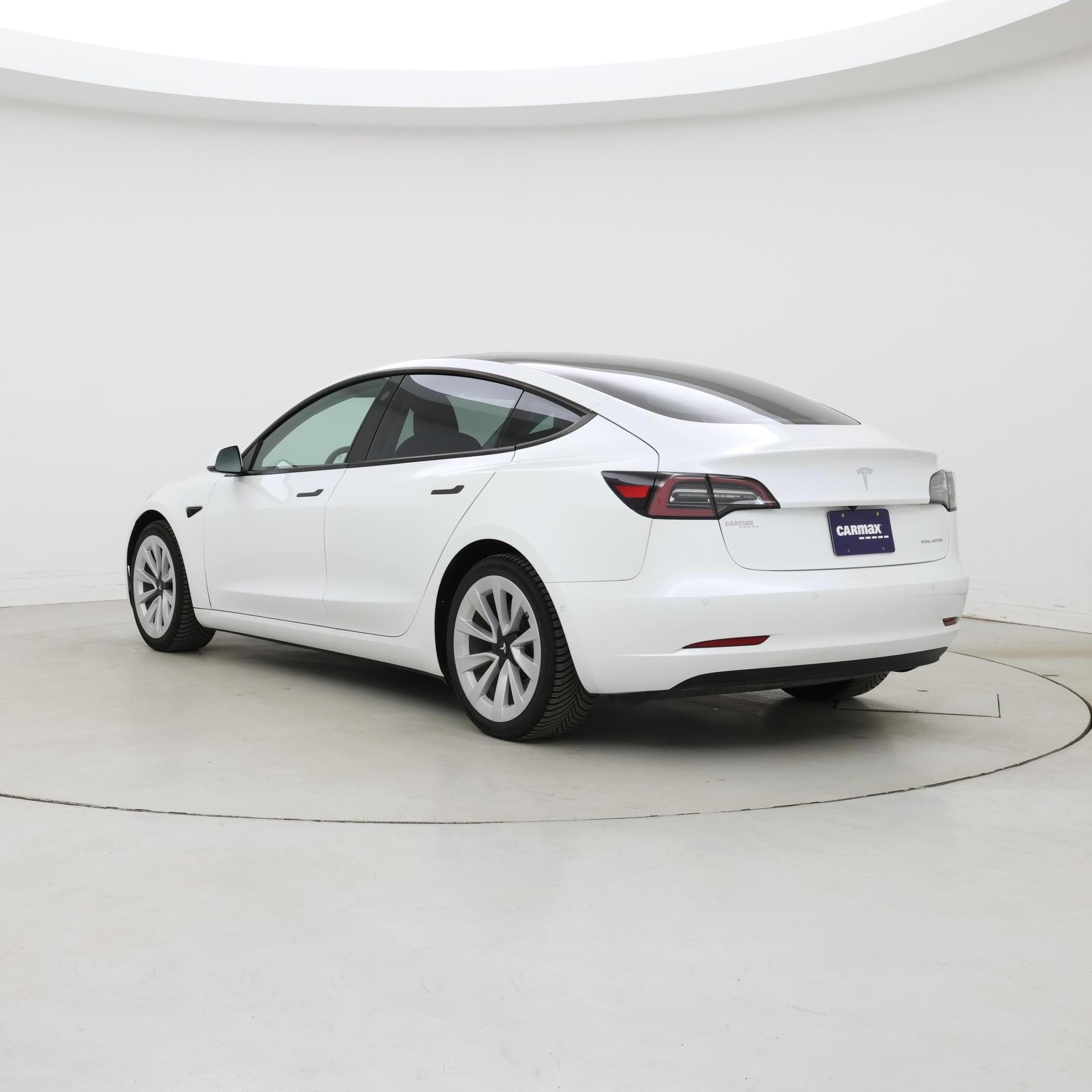 Thumbnail: 2022 Tesla Model 3 - 2