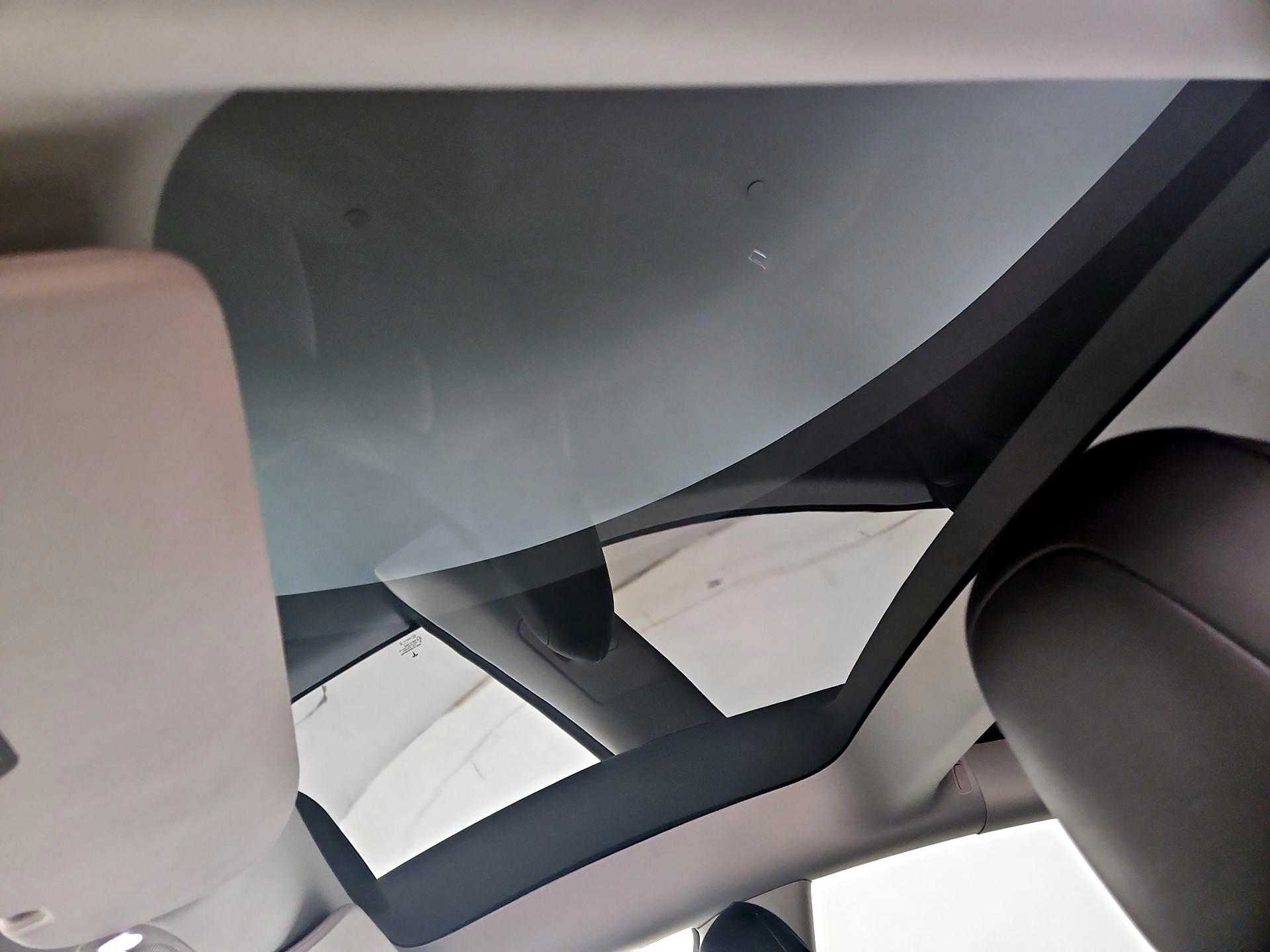 Thumbnail: 2022 Tesla Model 3 - 19