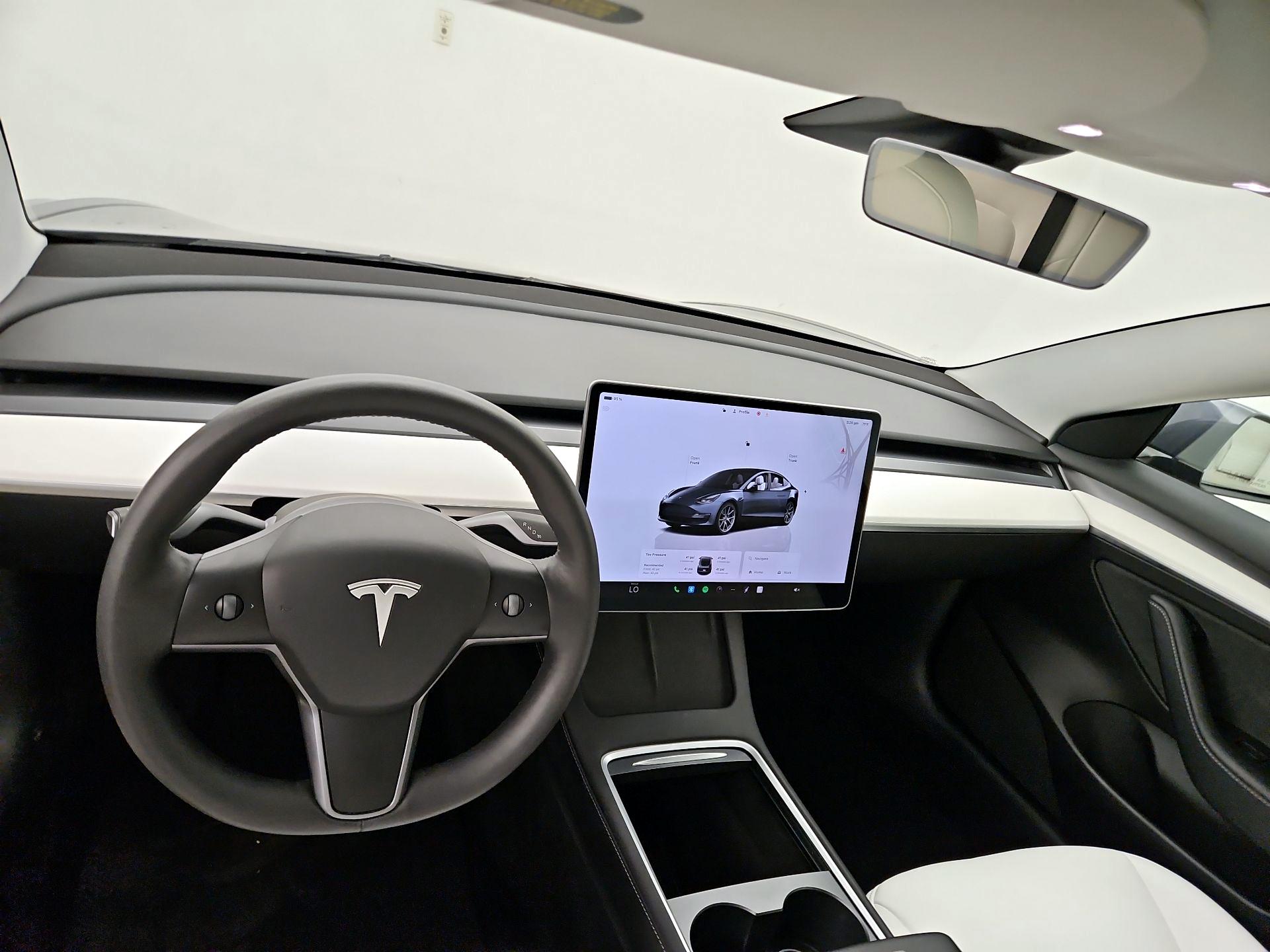 Thumbnail: 2023 Tesla Model 3 - 9
