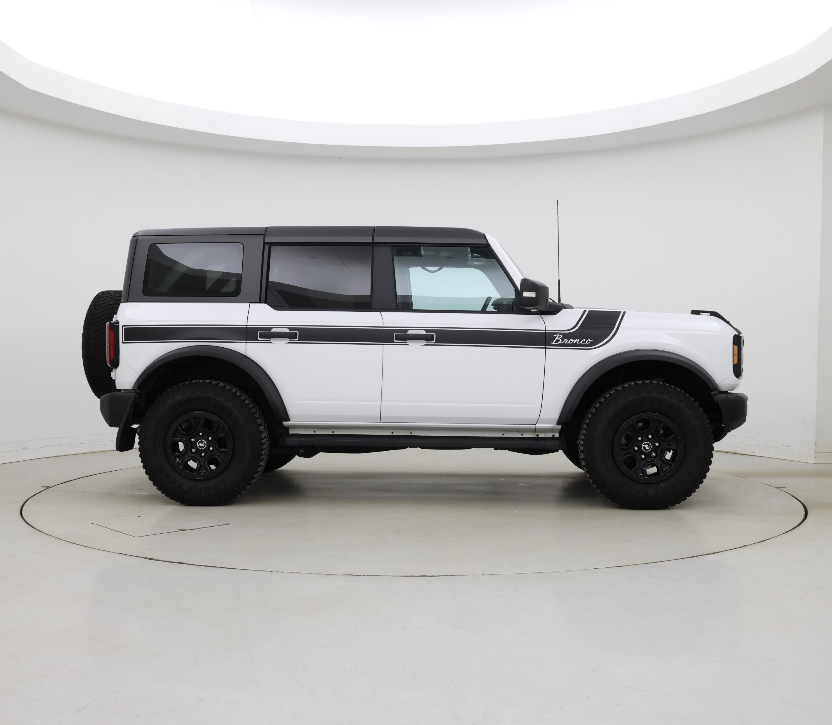 Thumbnail: 2023 Ford Bronco - 7
