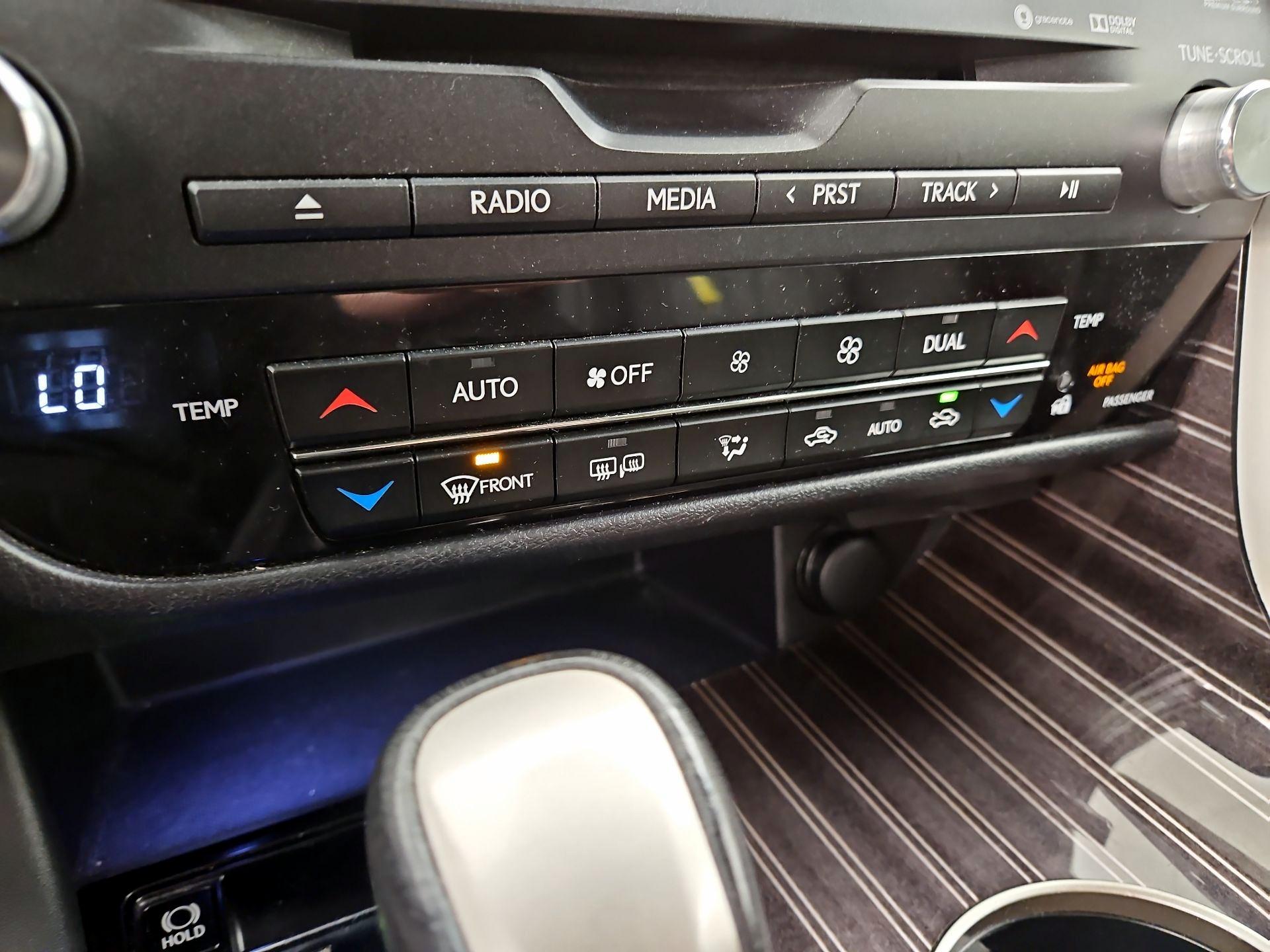 Thumbnail: 2019 Lexus RX - 17