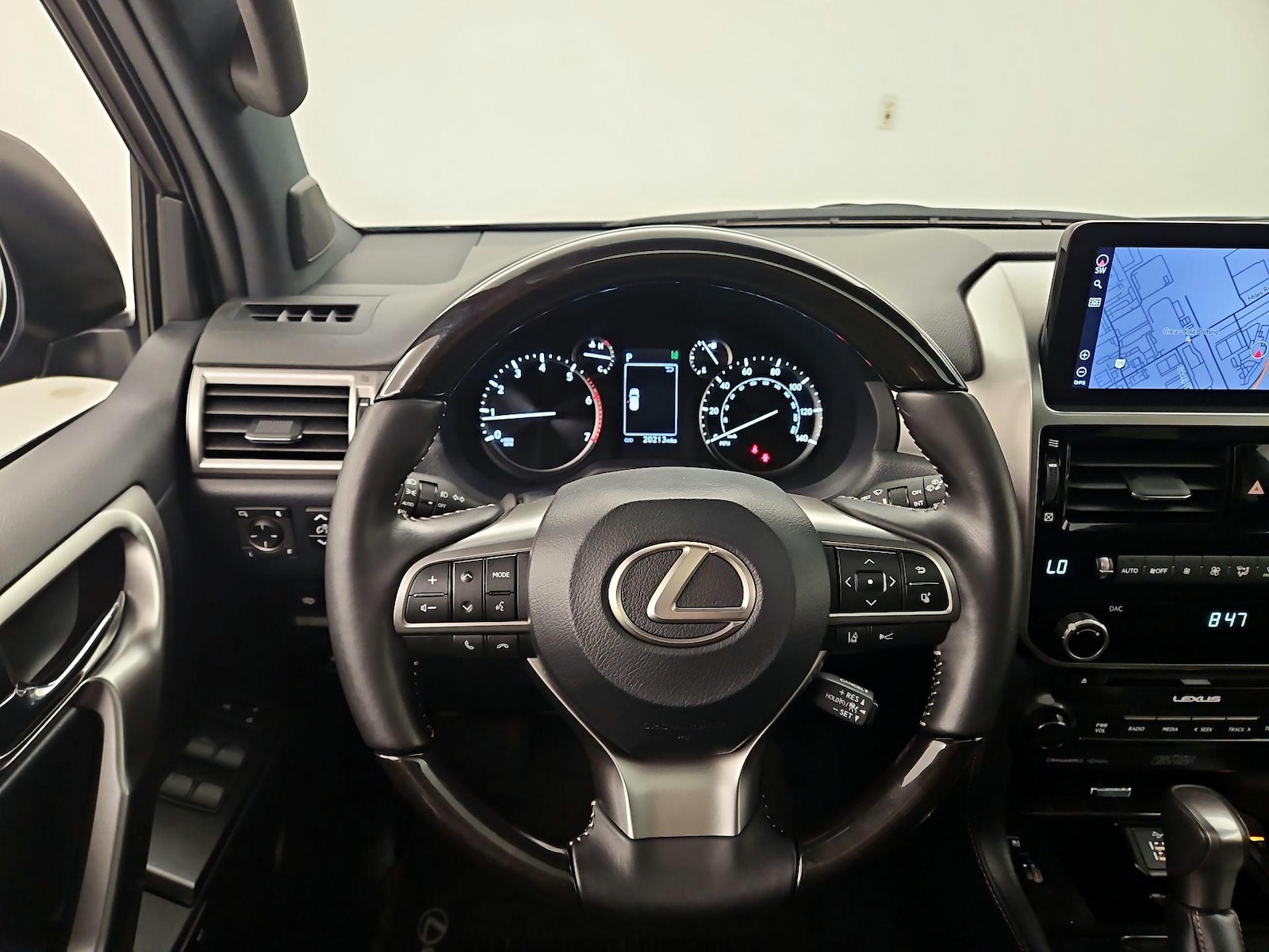 2022 Lexus GX Base - Photo 11