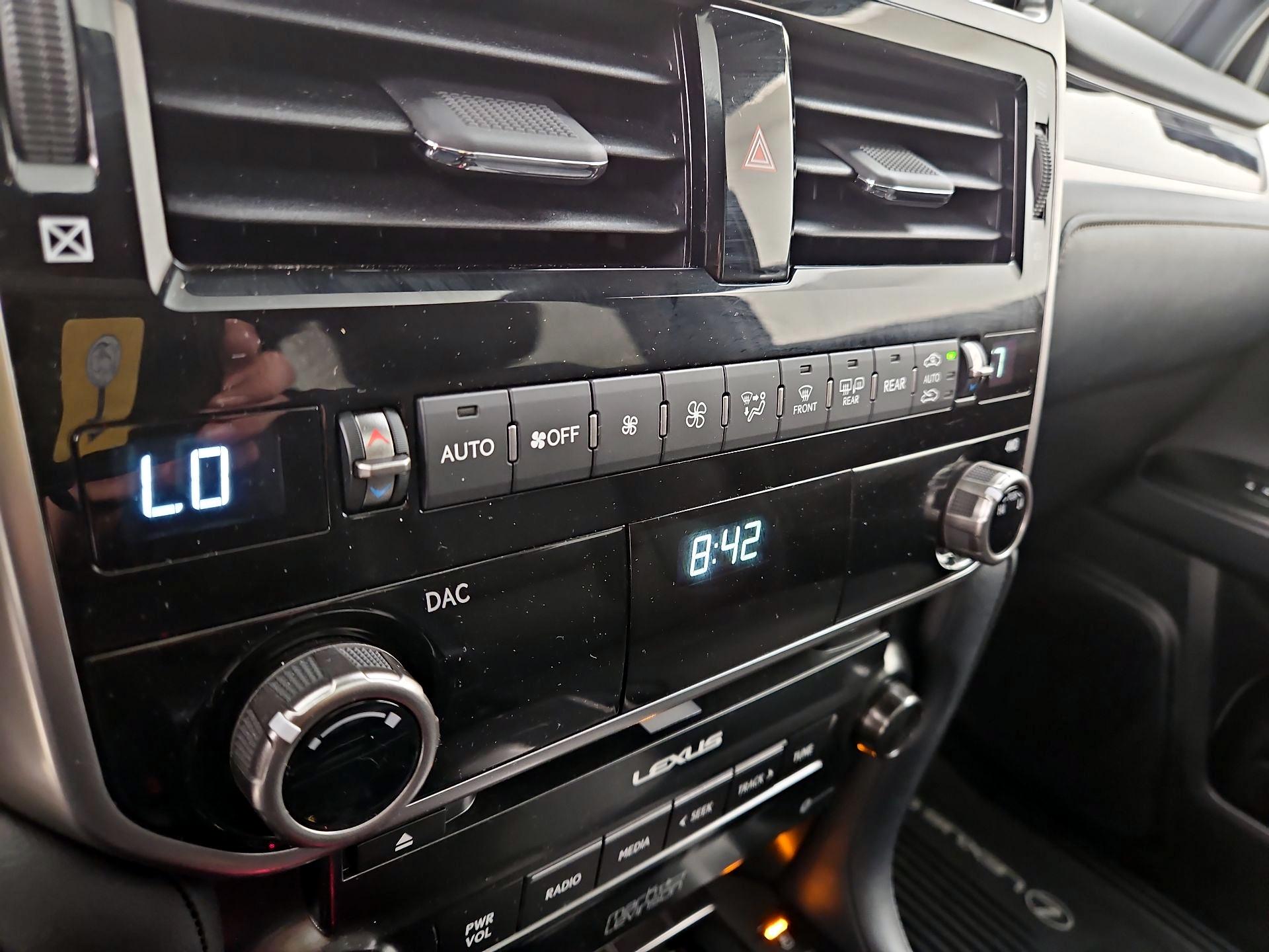 Thumbnail: 2022 Lexus GX - 17