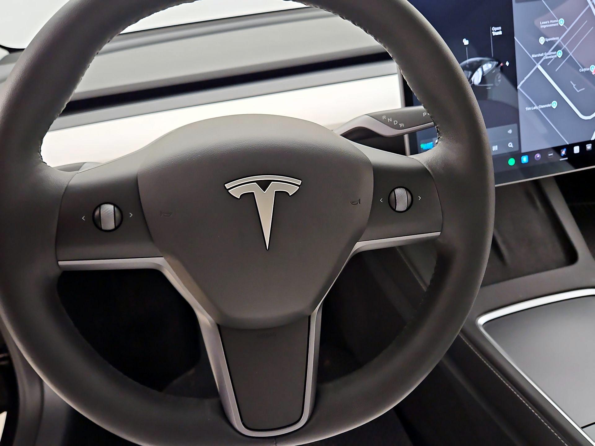 Thumbnail: 2022 Tesla Model 3 - 10