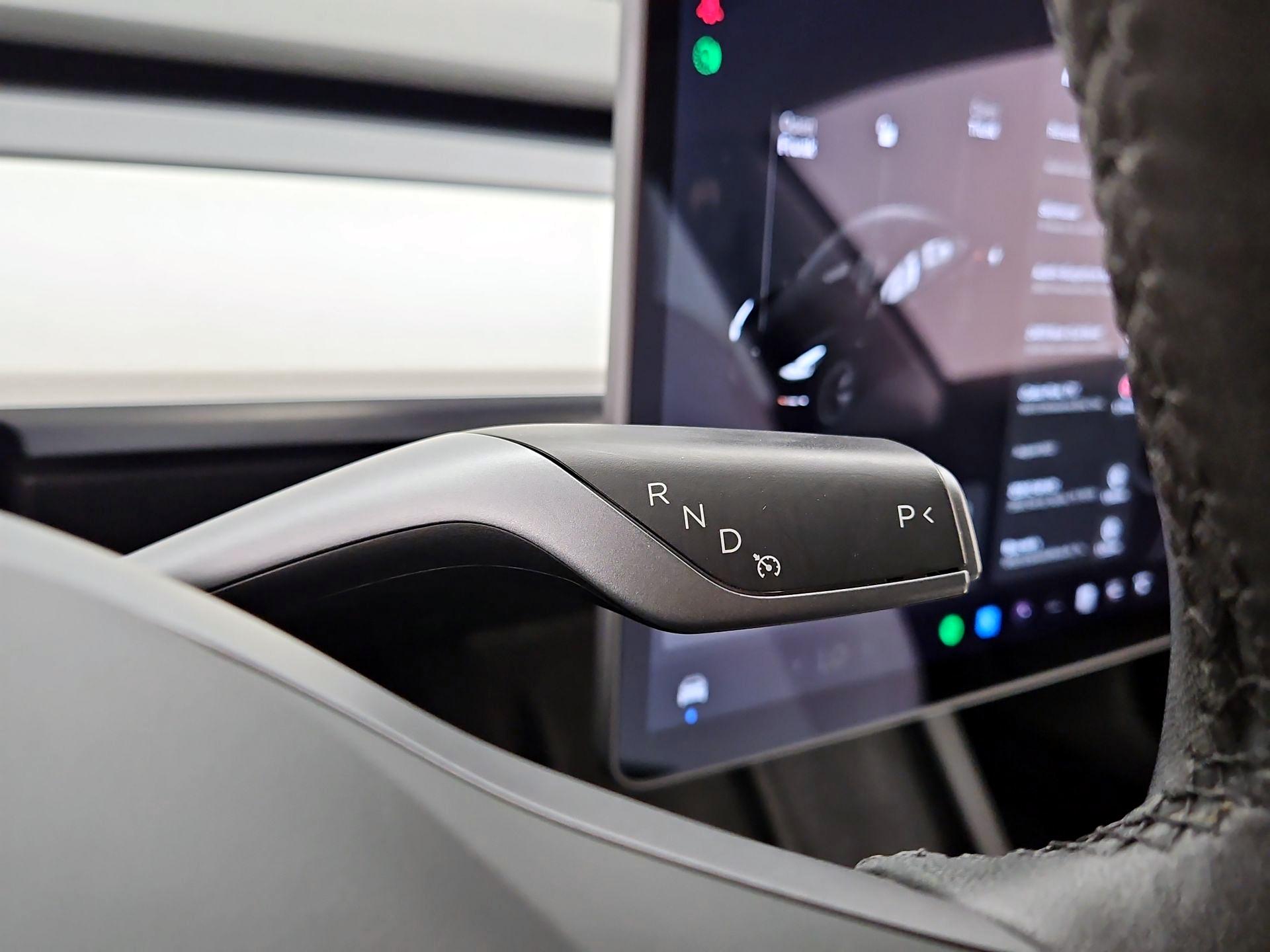 Thumbnail: 2022 Tesla Model 3 - 17