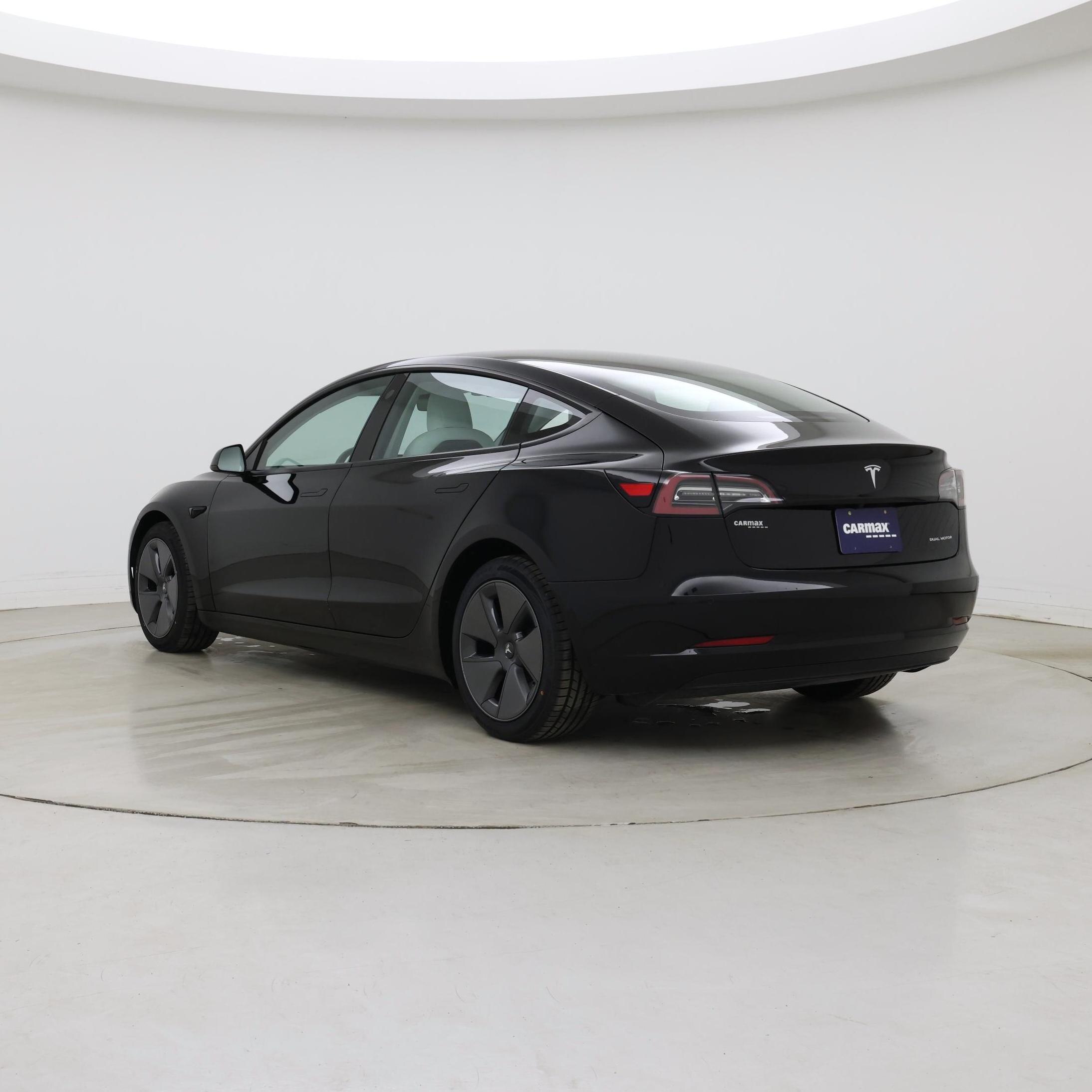 Thumbnail: 2022 Tesla Model 3 - 2