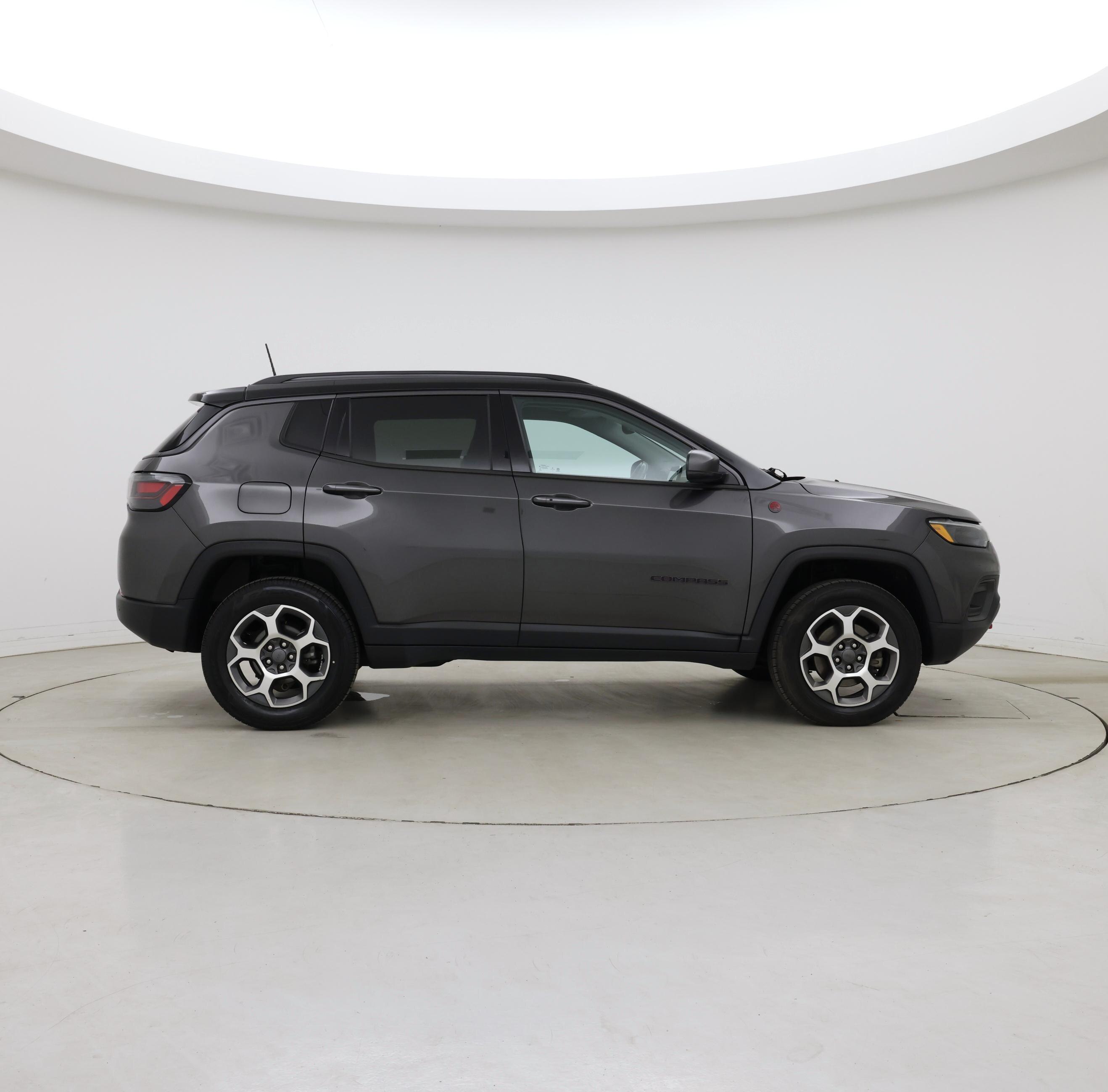 Thumbnail: 2022 Jeep Compass - 7