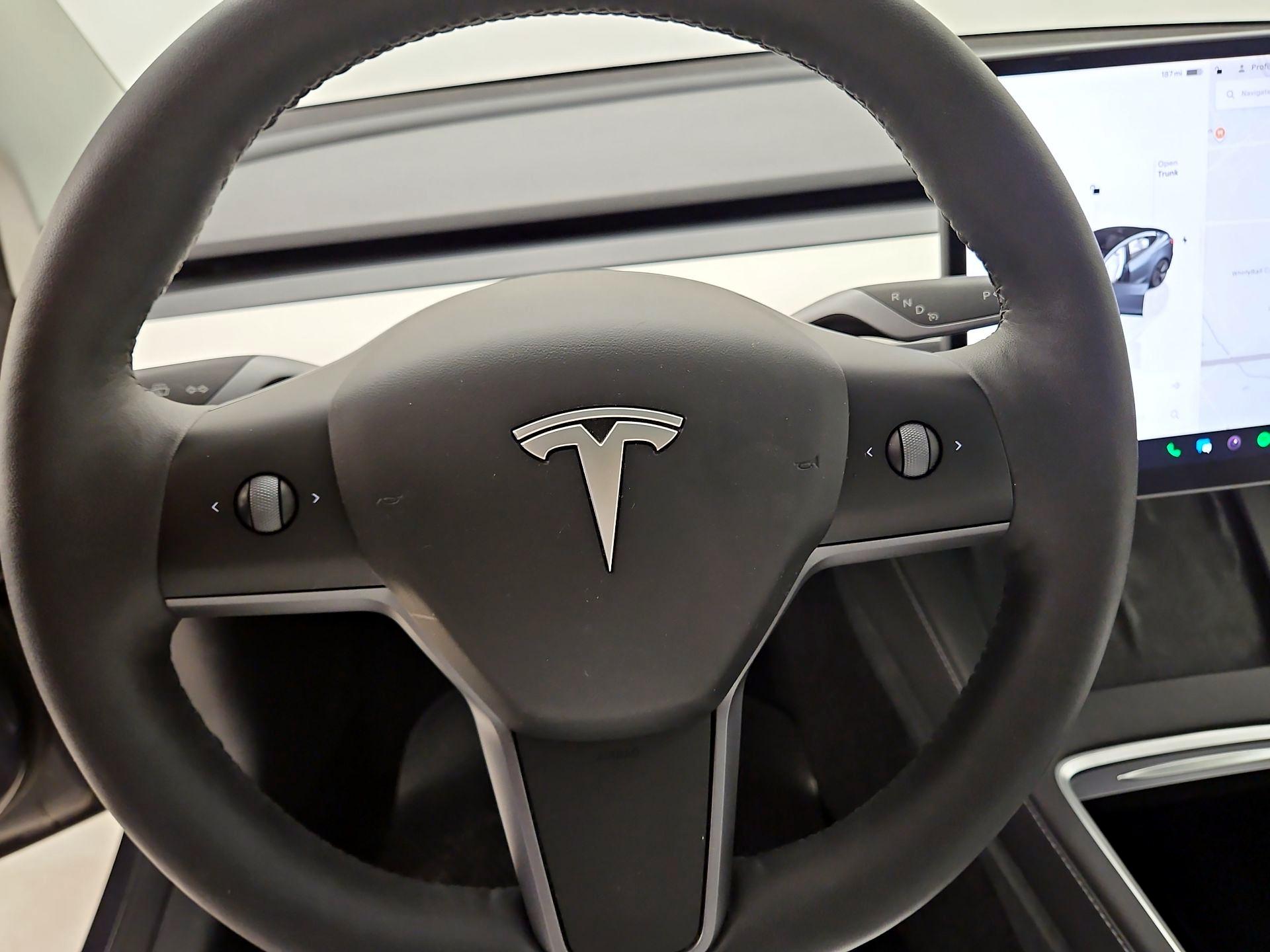 Thumbnail: 2023 Tesla Model 3 - 10