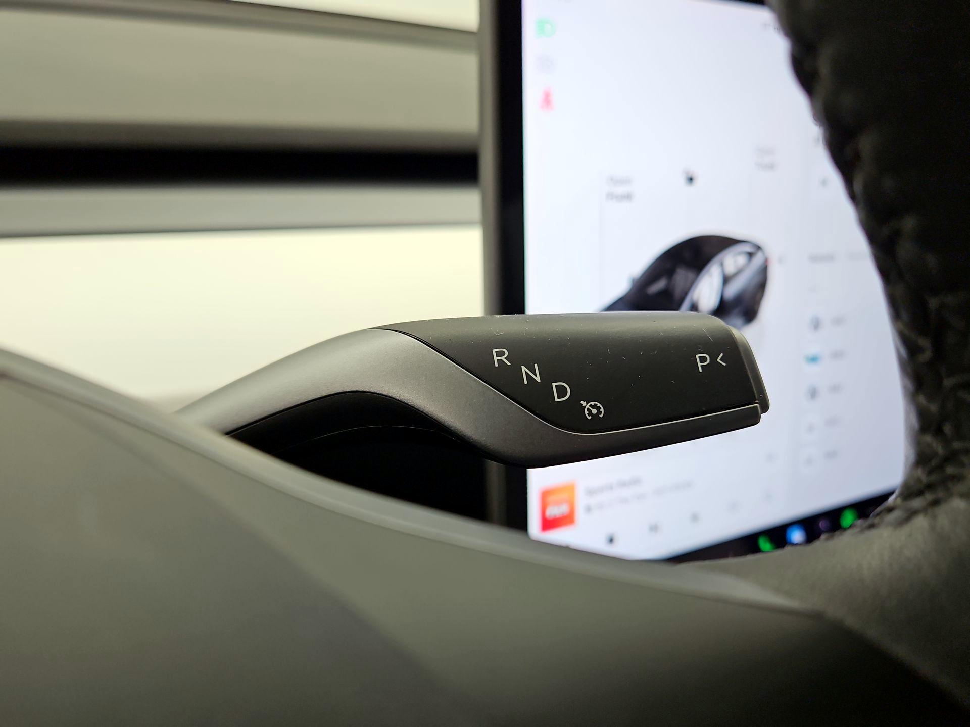 Thumbnail: 2023 Tesla Model 3 - 17