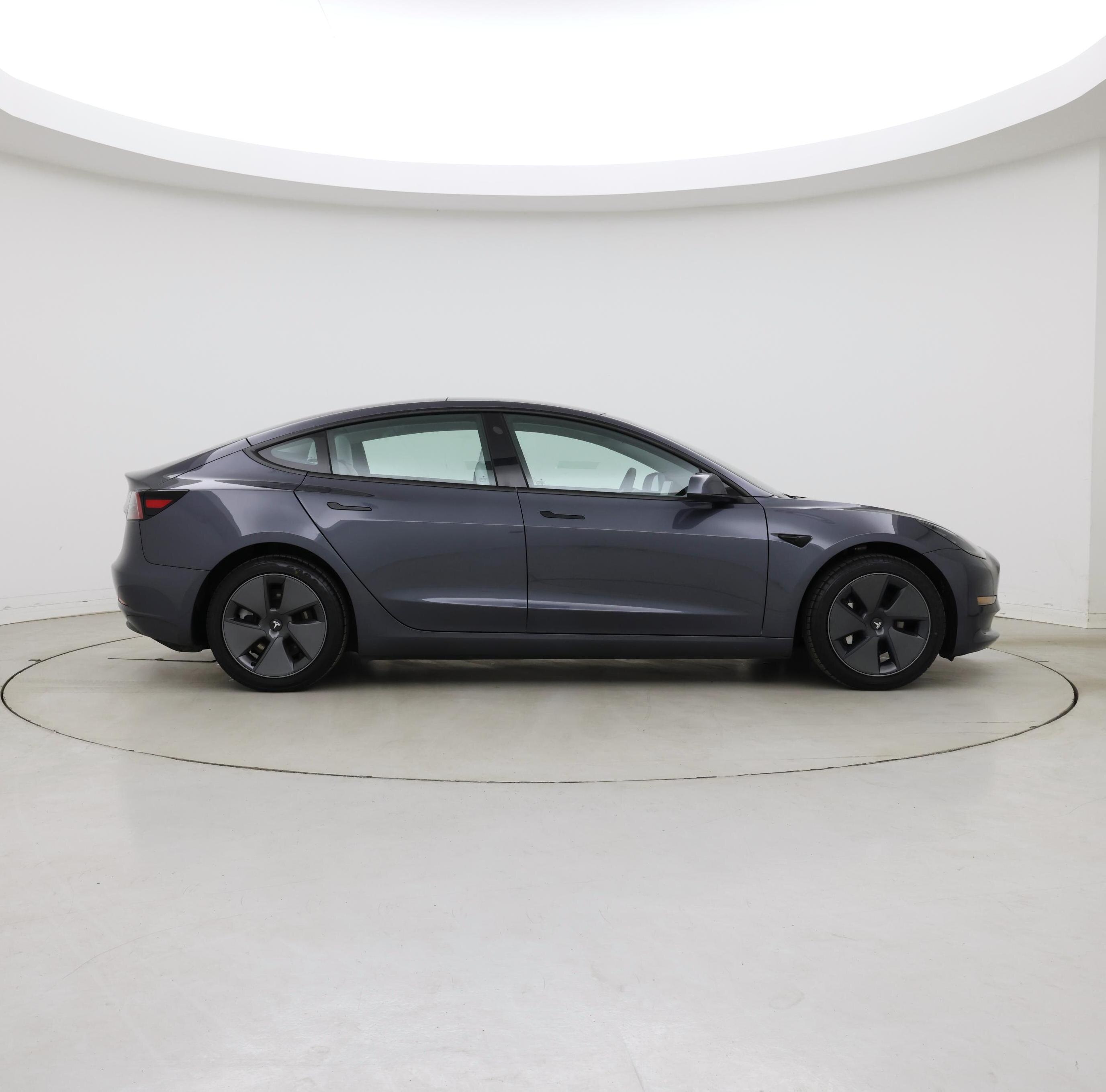 Thumbnail: 2023 Tesla Model 3 - 7