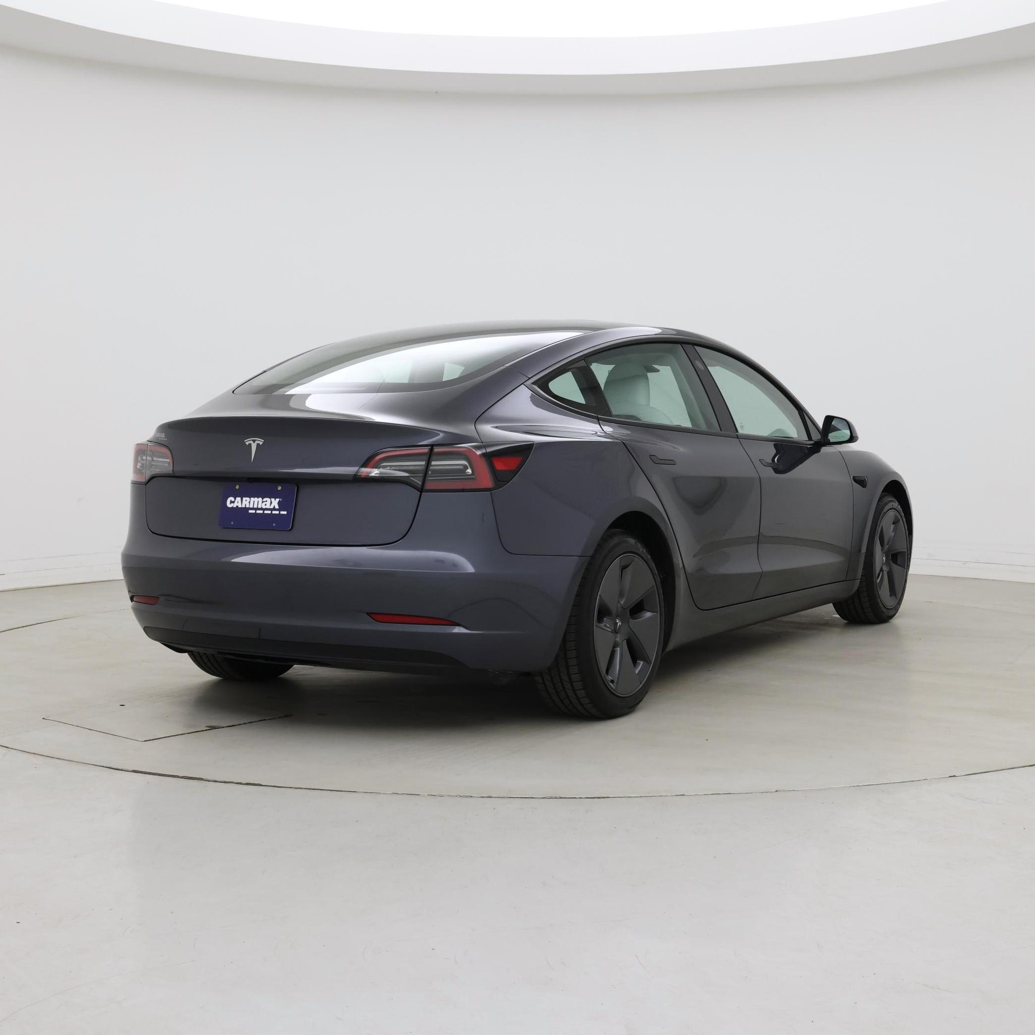 Thumbnail: 2023 Tesla Model 3 - 8