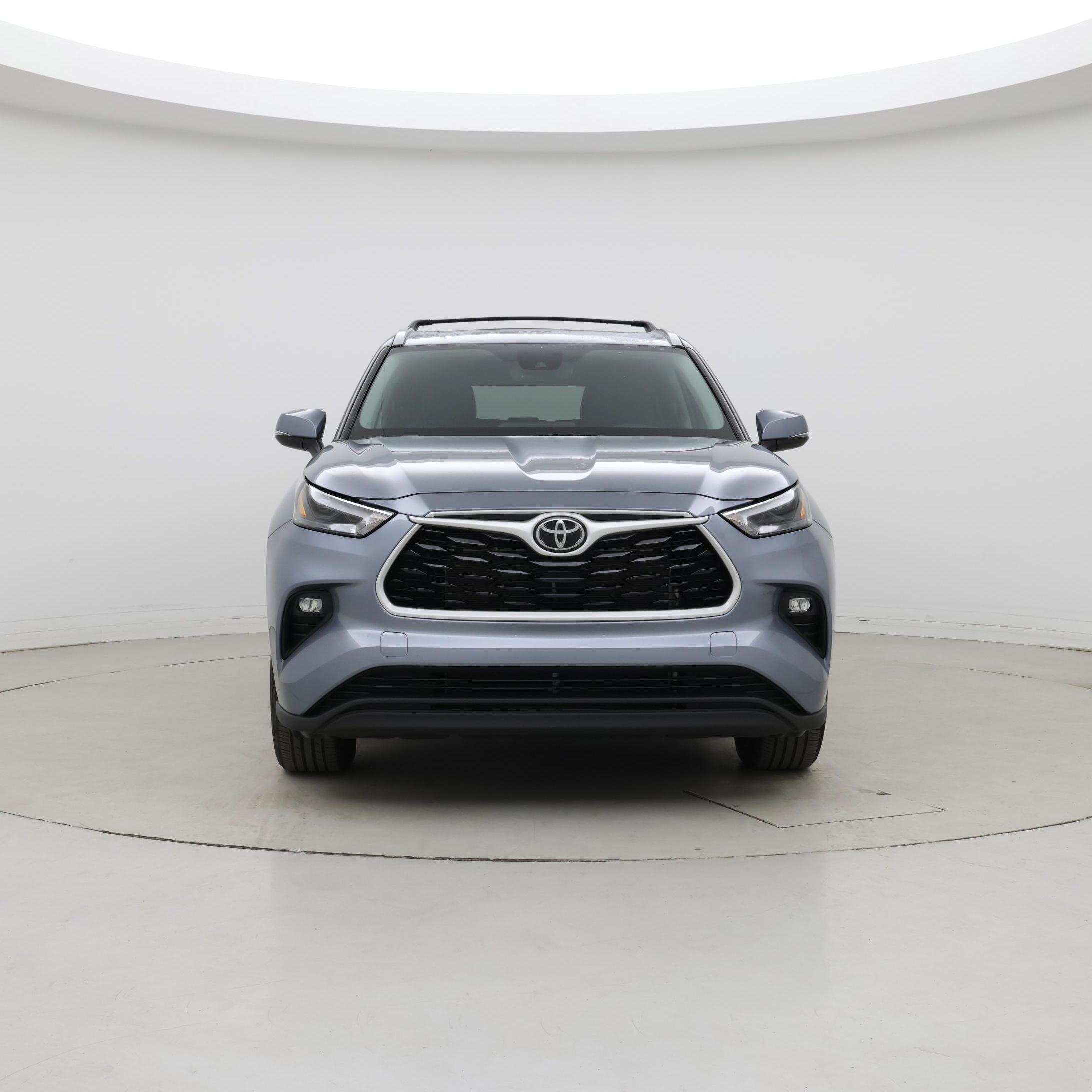 Thumbnail: 2023 Toyota Highlander - 5