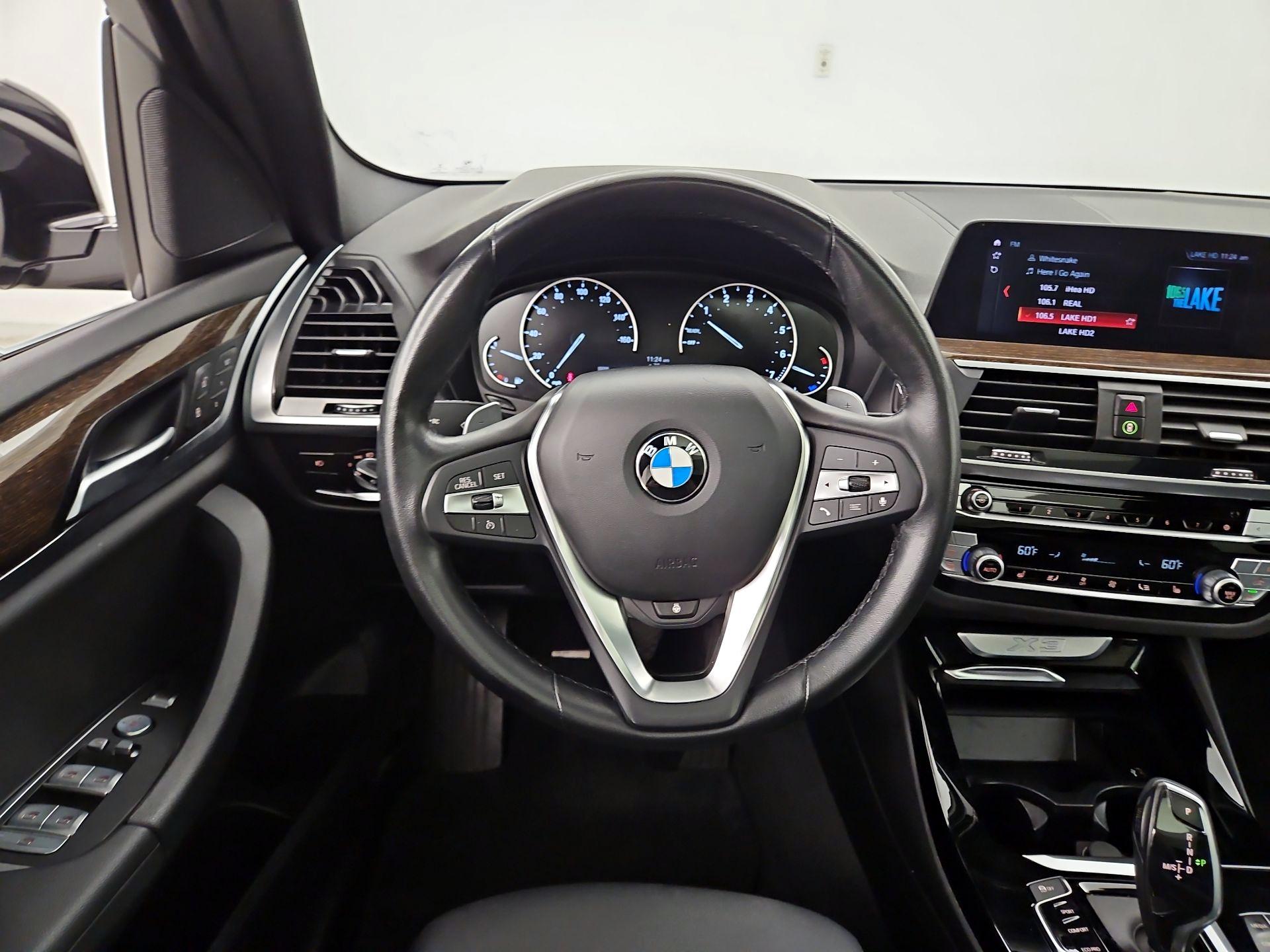 Thumbnail: 2021 BMW X3 - 10