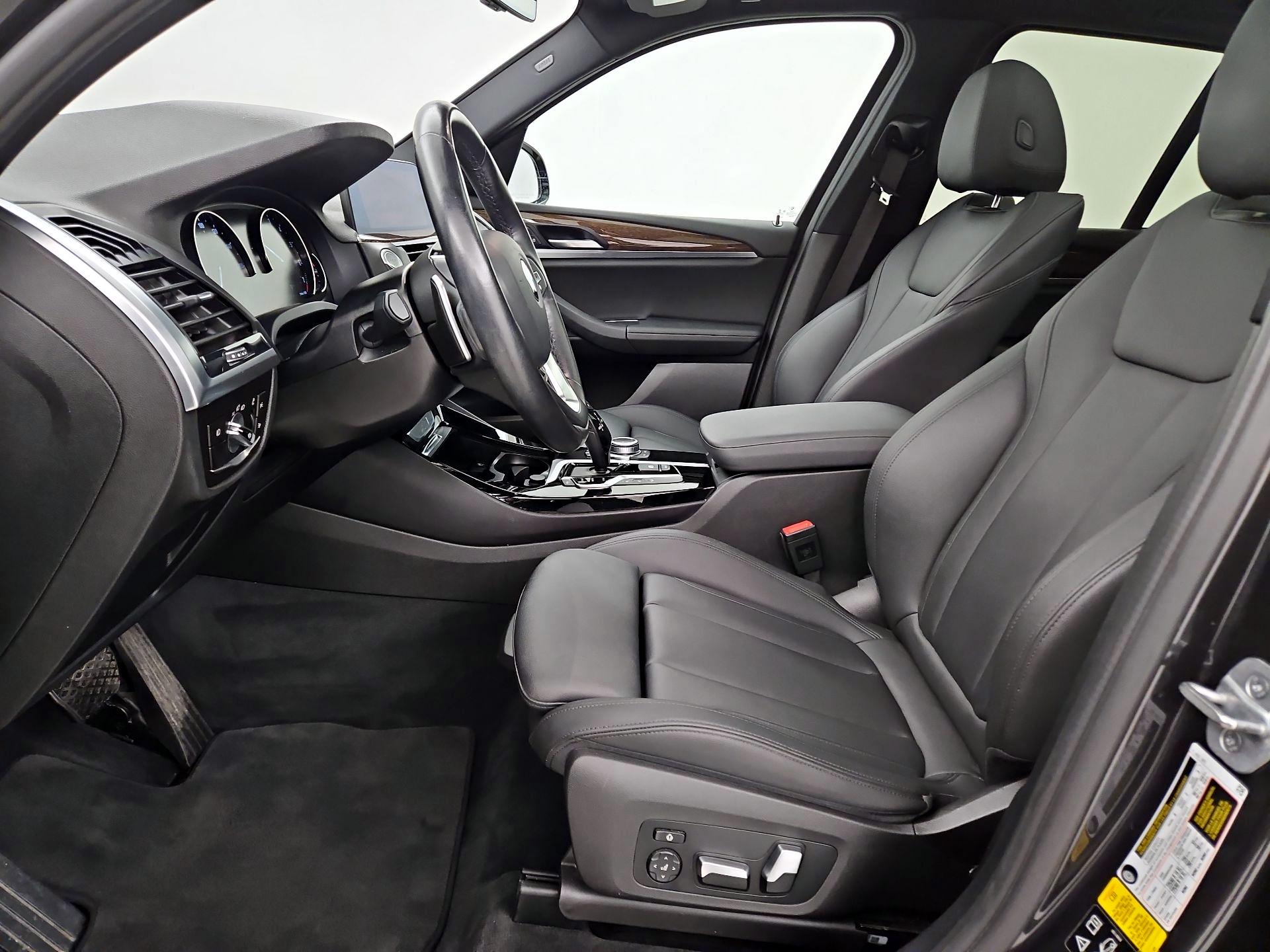 Thumbnail: 2021 BMW X3 - 11