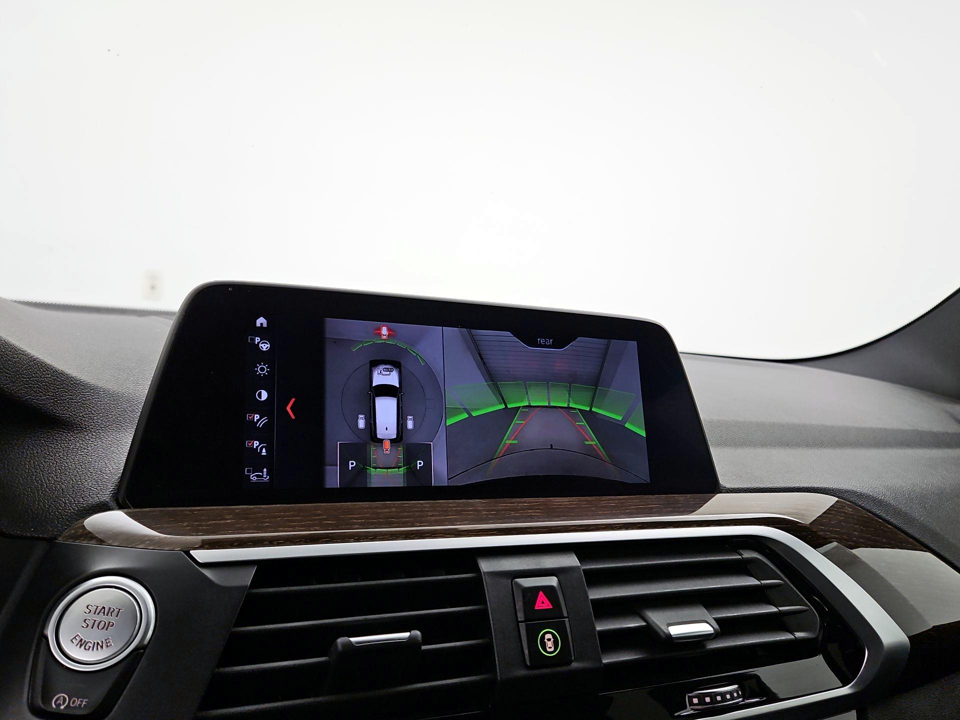 Thumbnail: 2021 BMW X3 - 15