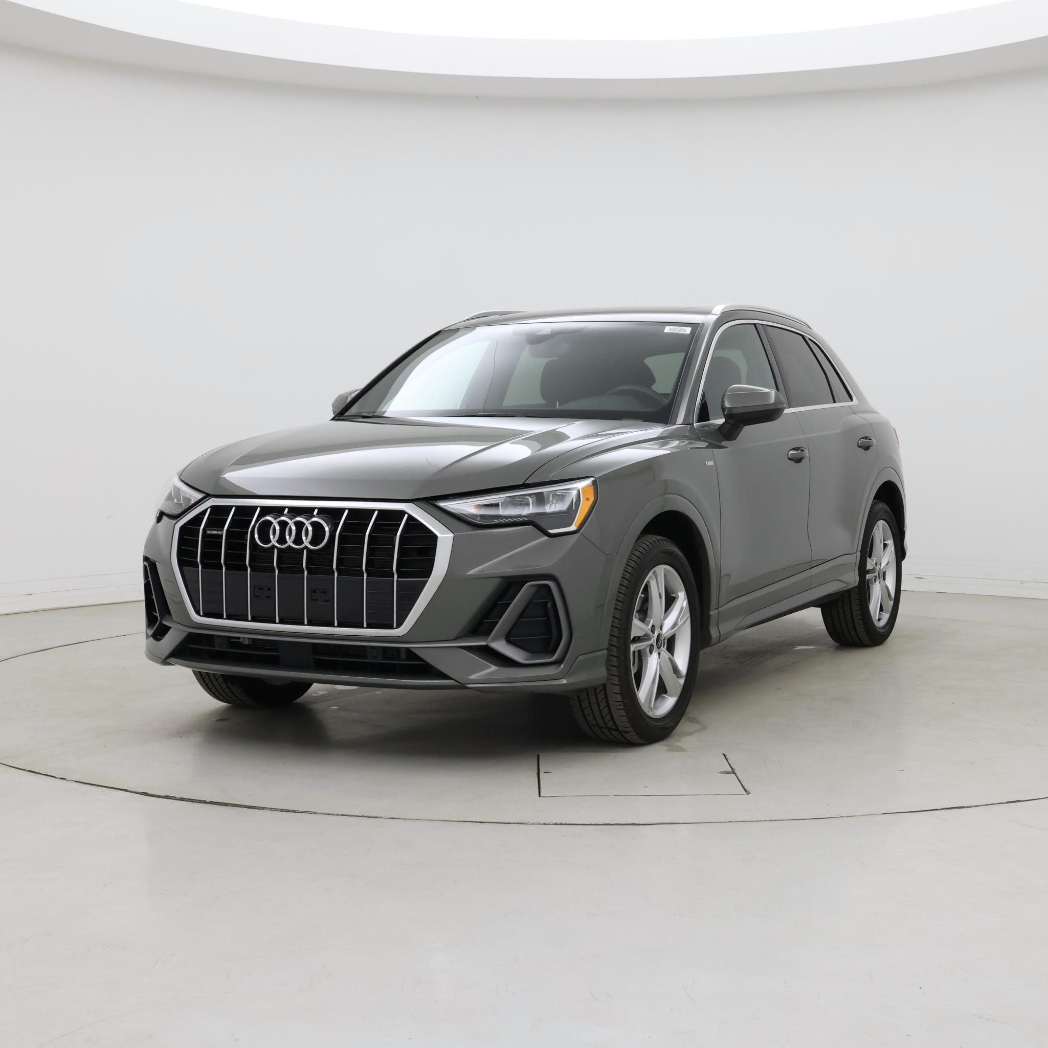 Thumbnail: 2022 Audi Q3 - 4