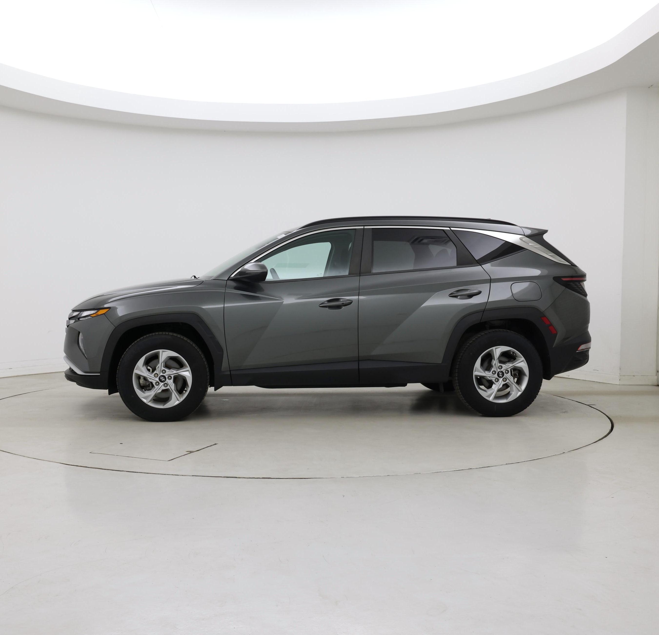 Thumbnail: 2022 Hyundai Tucson - 3