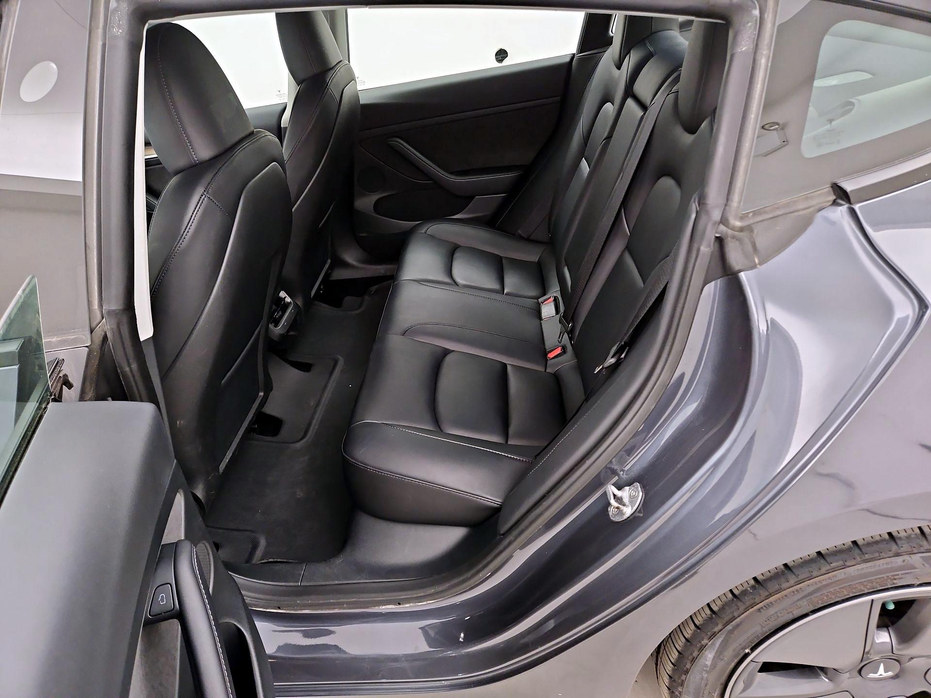Thumbnail: 2023 Tesla Model 3 - 20
