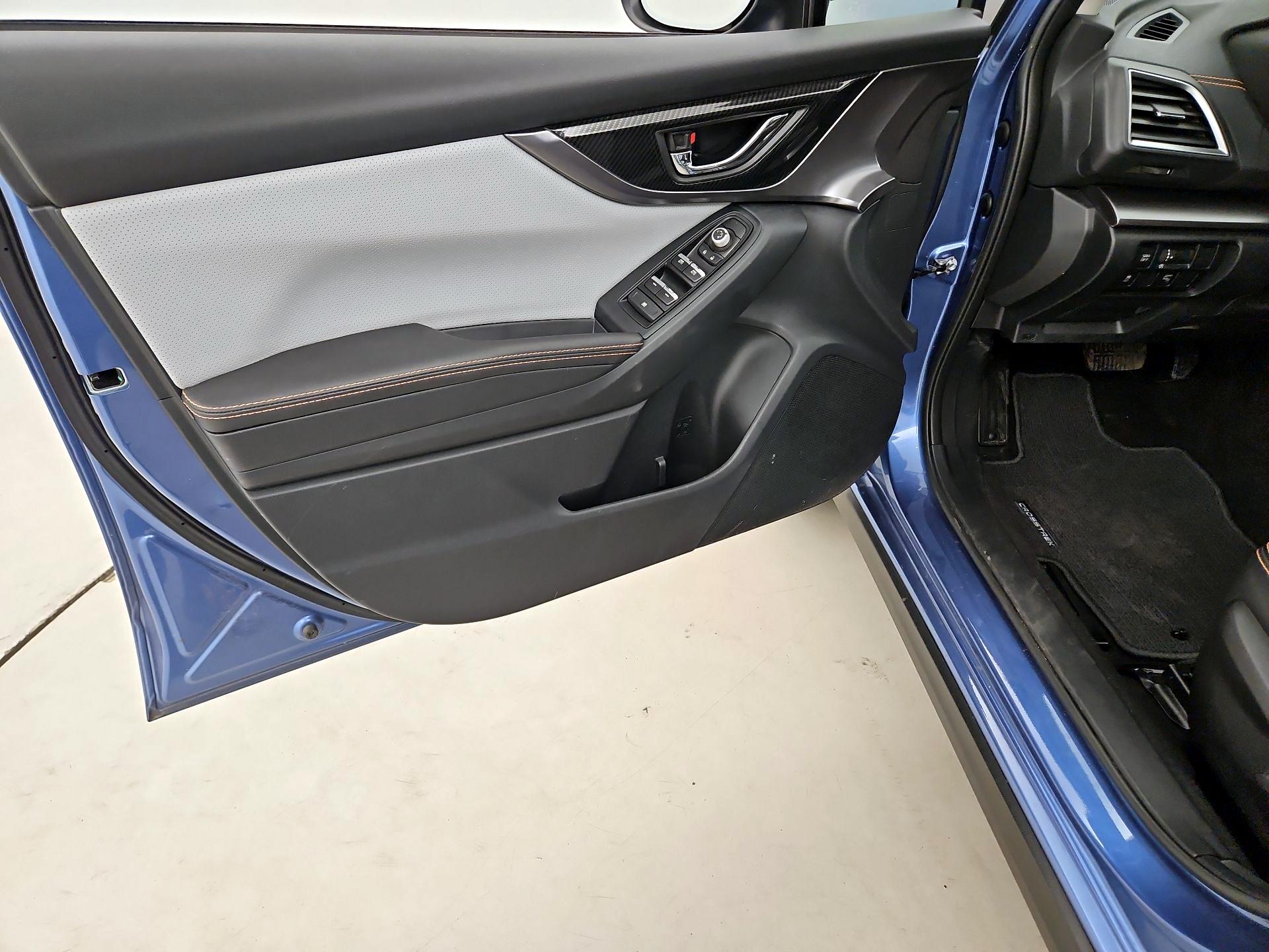 Thumbnail: 2019 Subaru Crosstrek - 12
