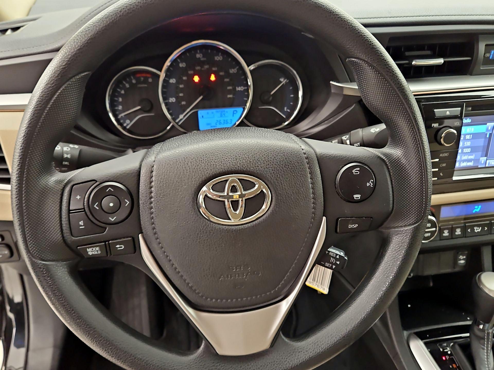 Thumbnail: 2015 Toyota Corolla - 10