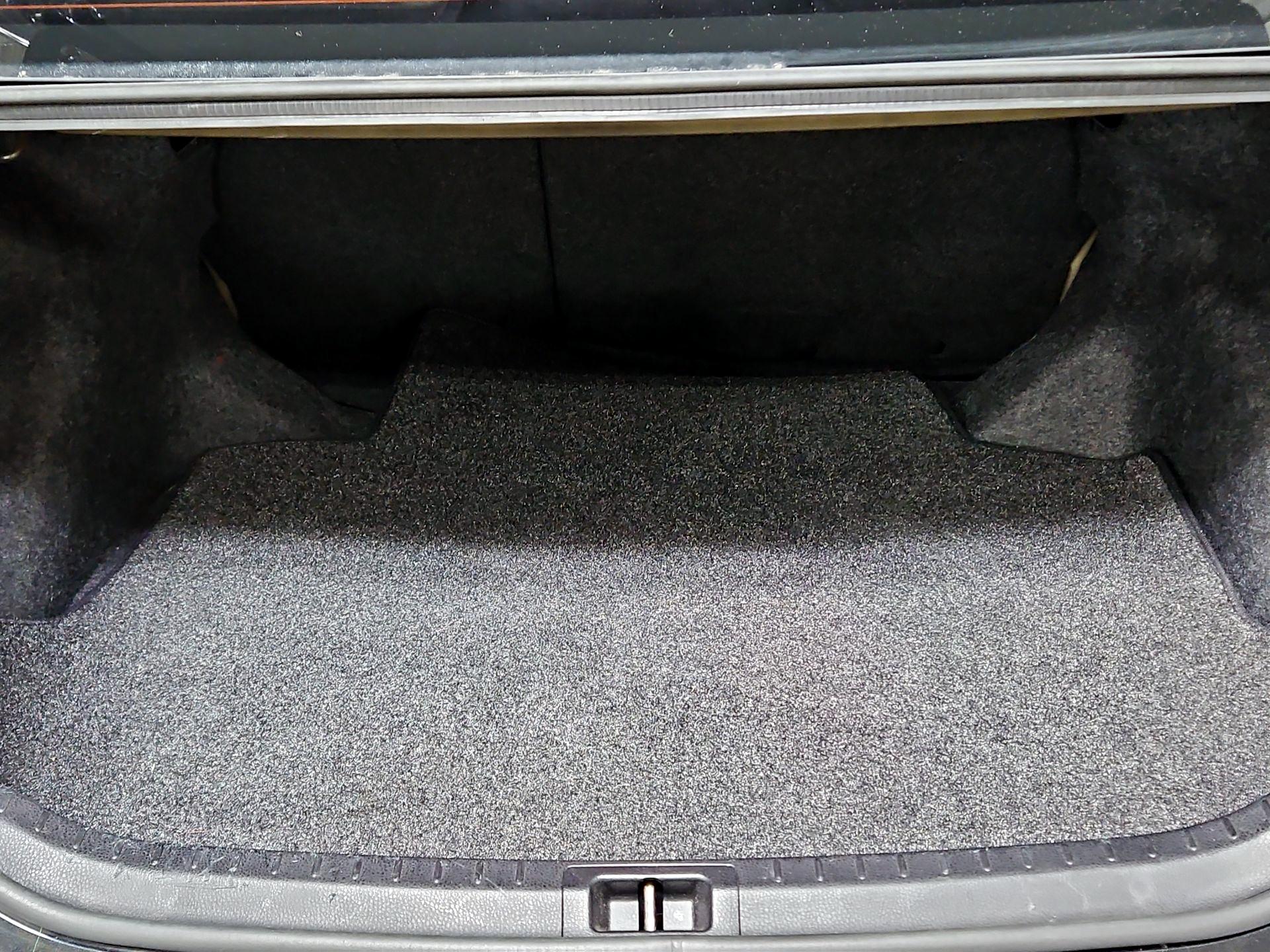 Thumbnail: 2015 Toyota Corolla - 20