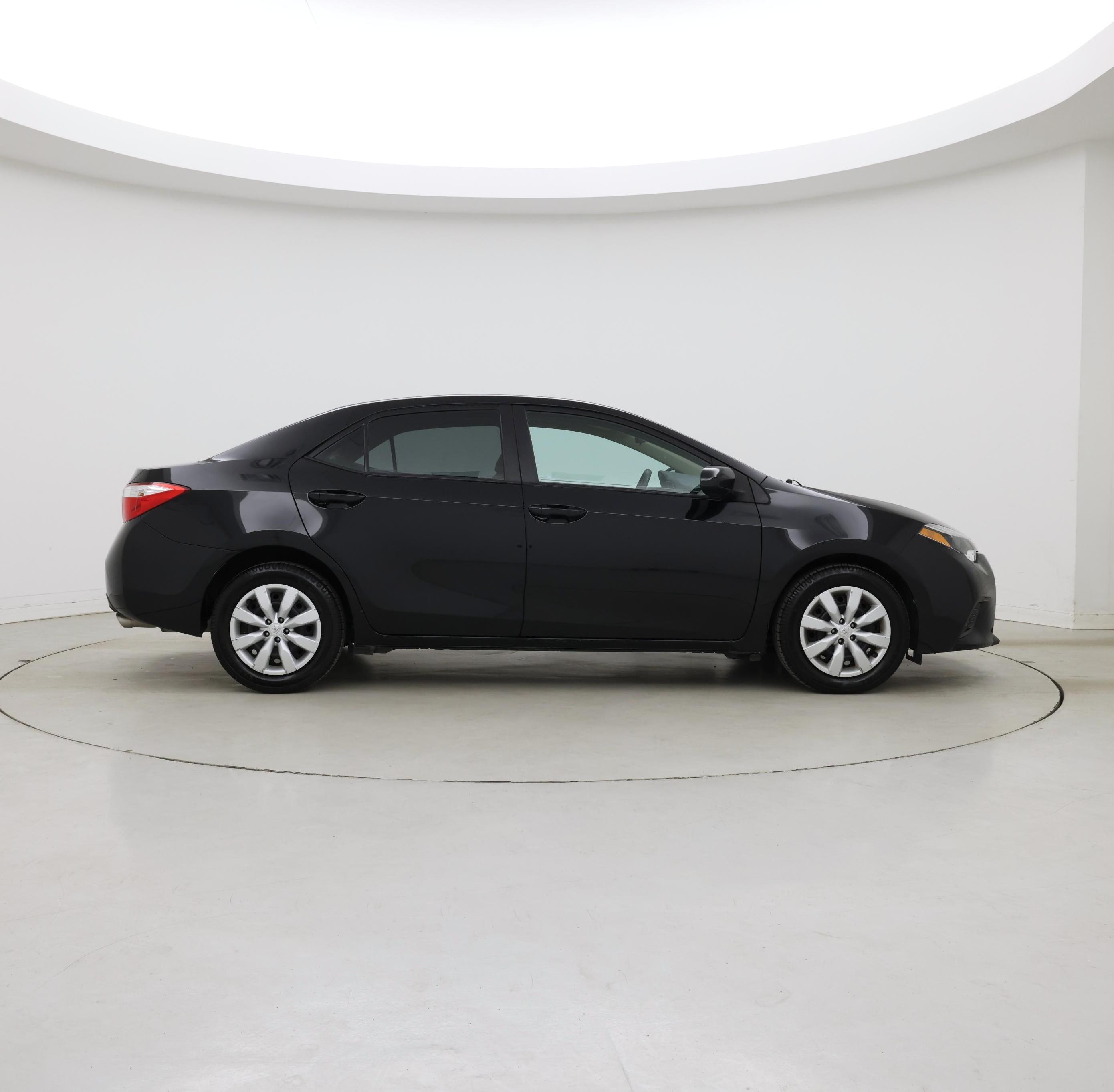 Thumbnail: 2015 Toyota Corolla - 7