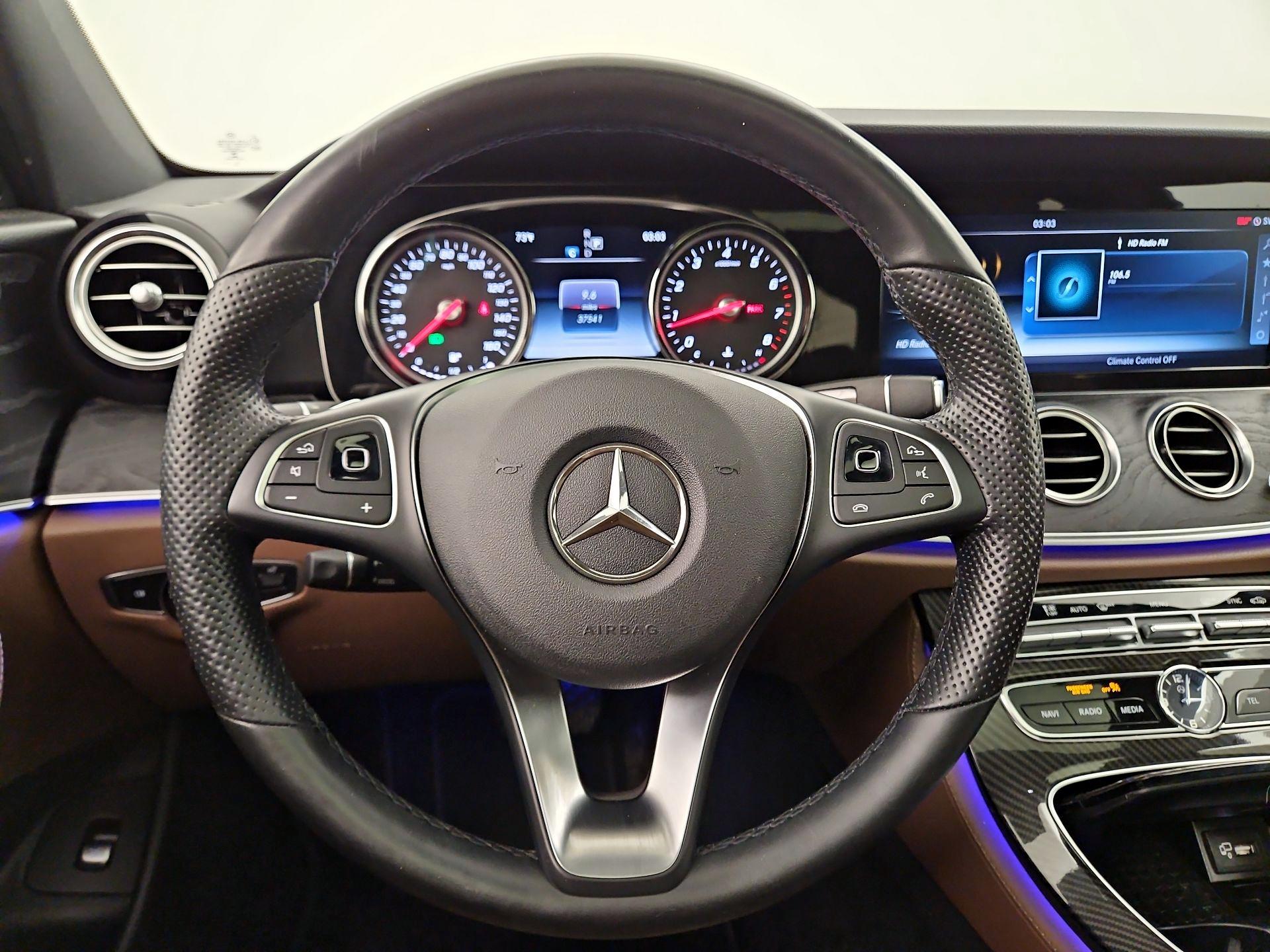 Thumbnail: 2017 Mercedes-Benz E-Class - 10